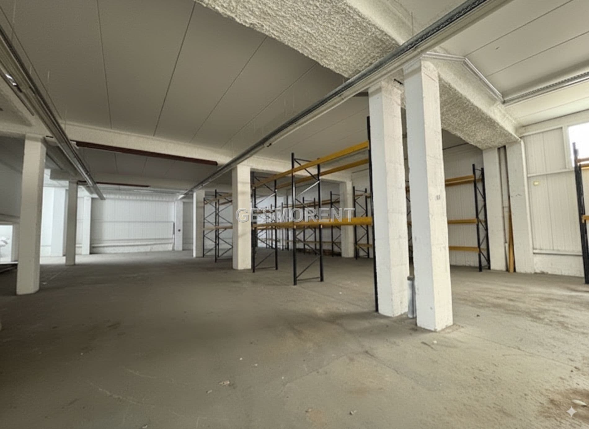 NAVE EN VENTA Y ALQUILER EN SANT JOAN DESPÍ - Foto 2