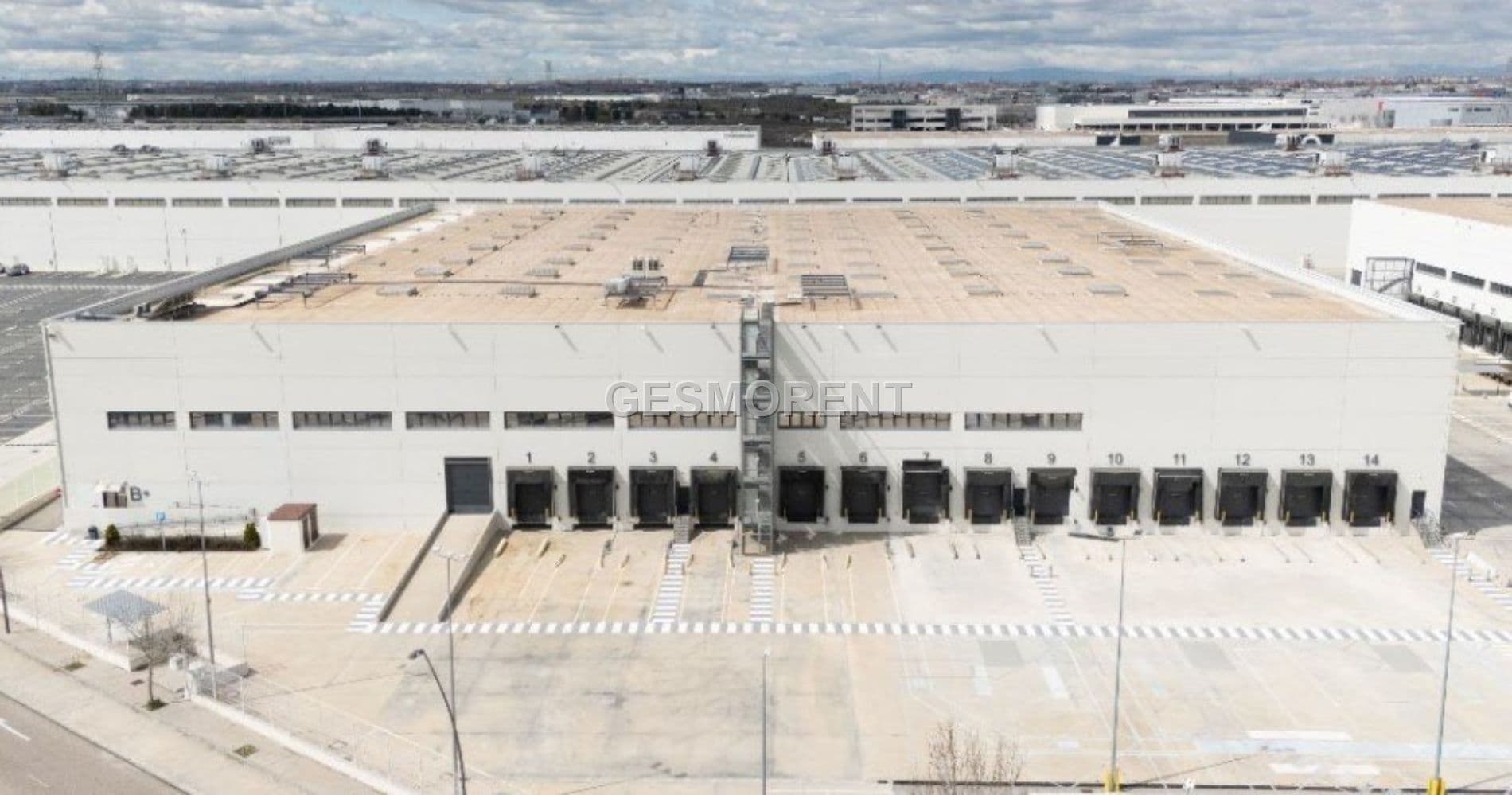 NAVE LOGÍSTICA EN ALQUILER EN EL POLIGONO LOS GAVILANES, EN GETAFE, MADRID - Foto 2