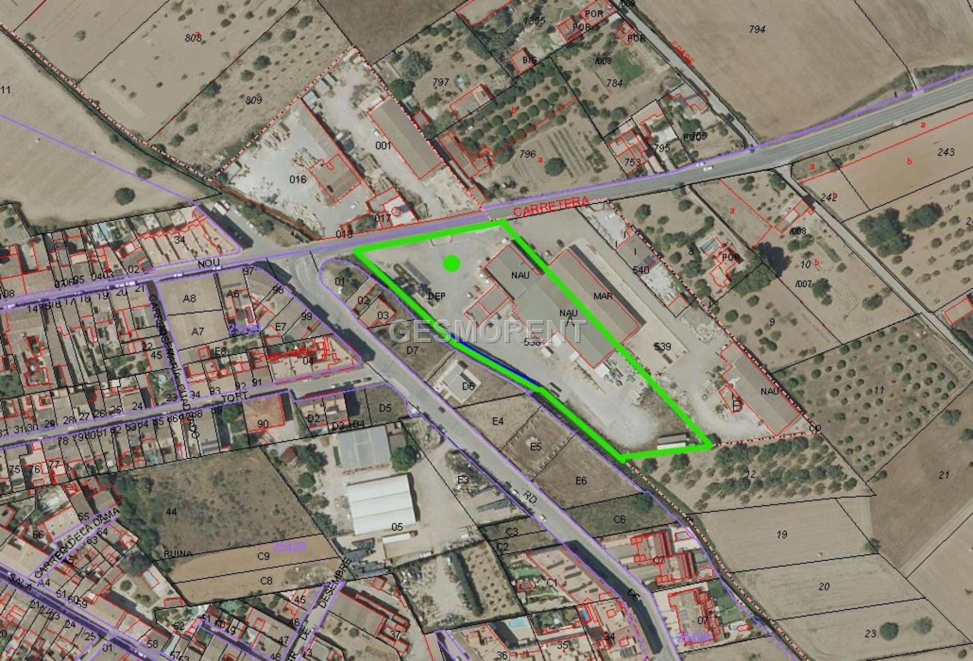 NAVE INDUSTRIAL CON EDIFICIO DE OFICINAS EN VENTA EN PORRERES - Foto 2