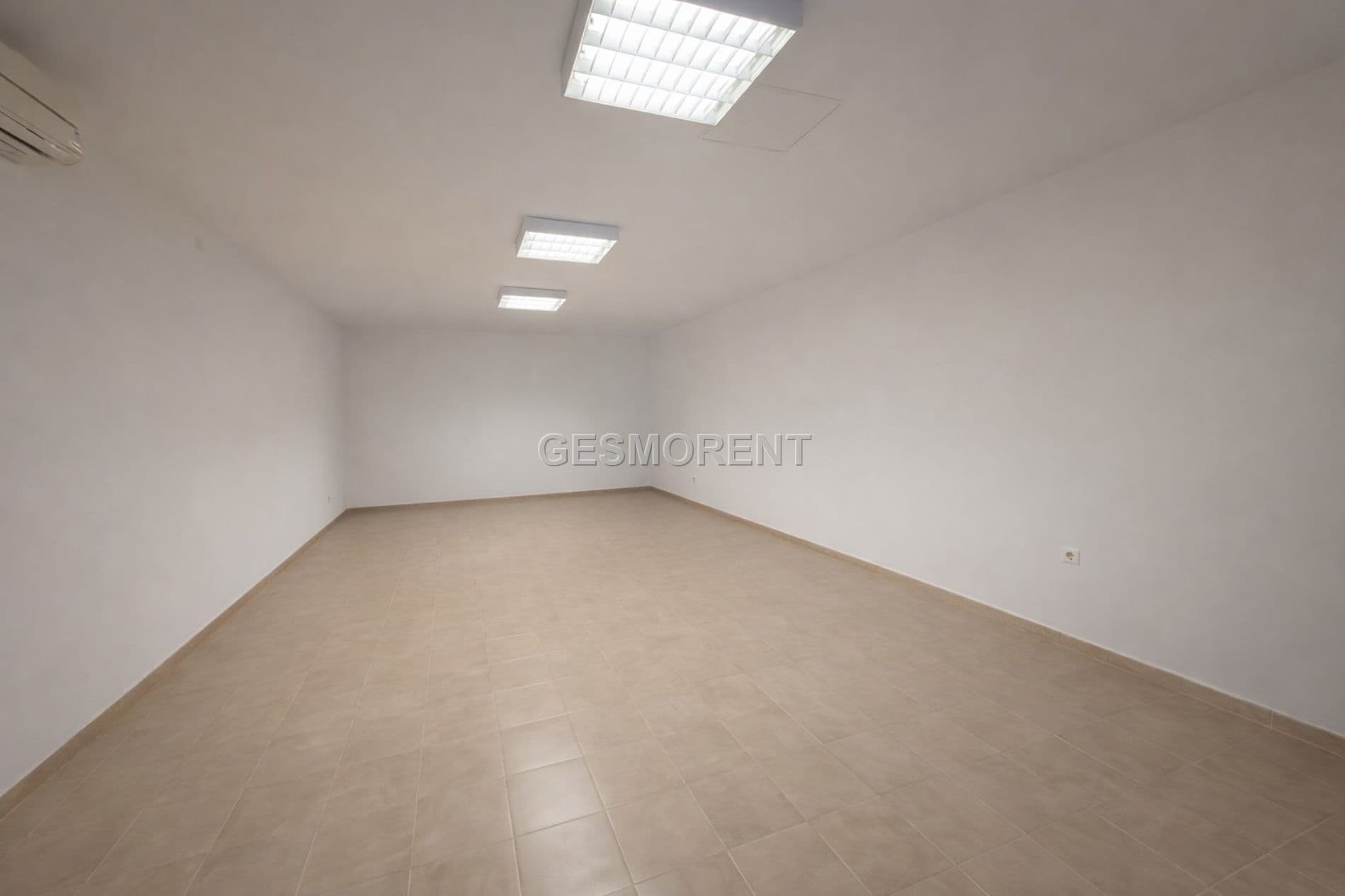 NAVE INDUSTRIAL/COMERCIAL EN ALQUILER EN SA POBLA - Foto 5