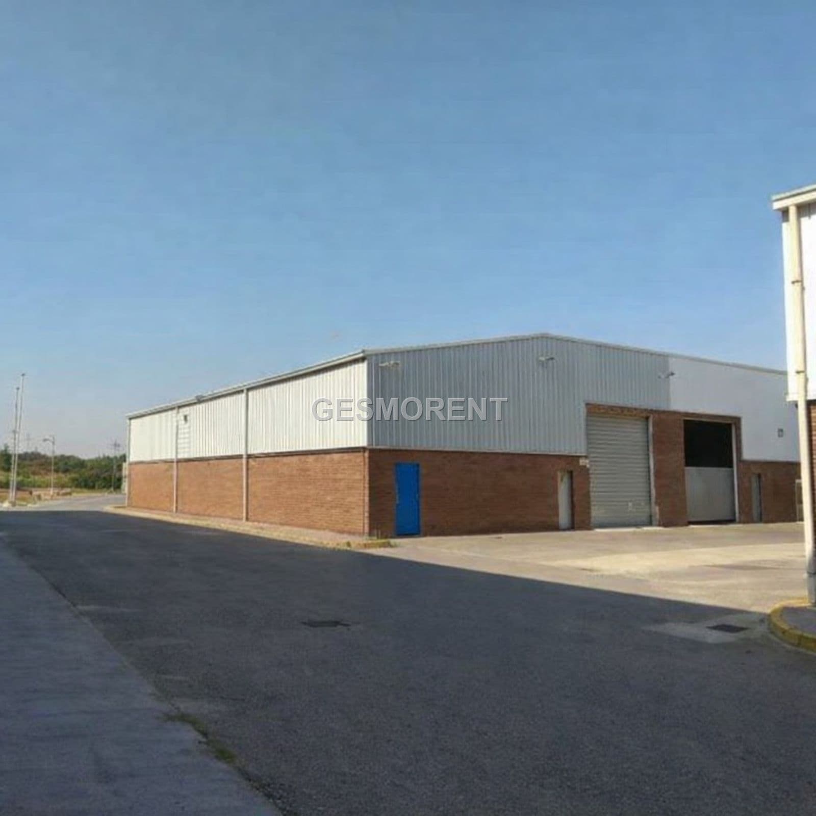 NAVE CON INQUILINO (A CORTO PLAZO) EN VENTA EN EL POLIGONO EL OLIVERAL, VALENCIA - Foto 4