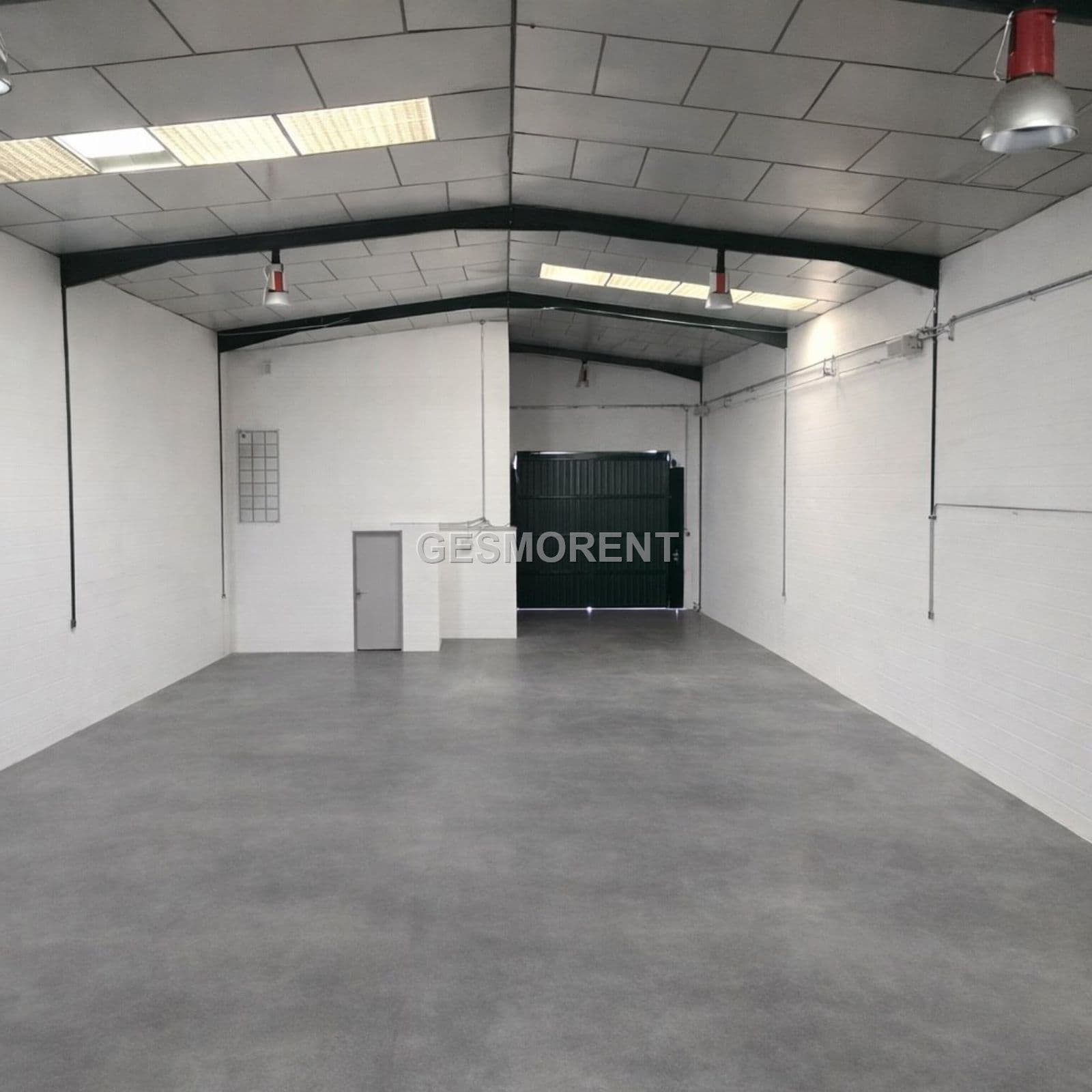 NAVE ADOSADA EN VENTA EN EL POLÍGONO DE AJALVIR, MADRID - Foto 3