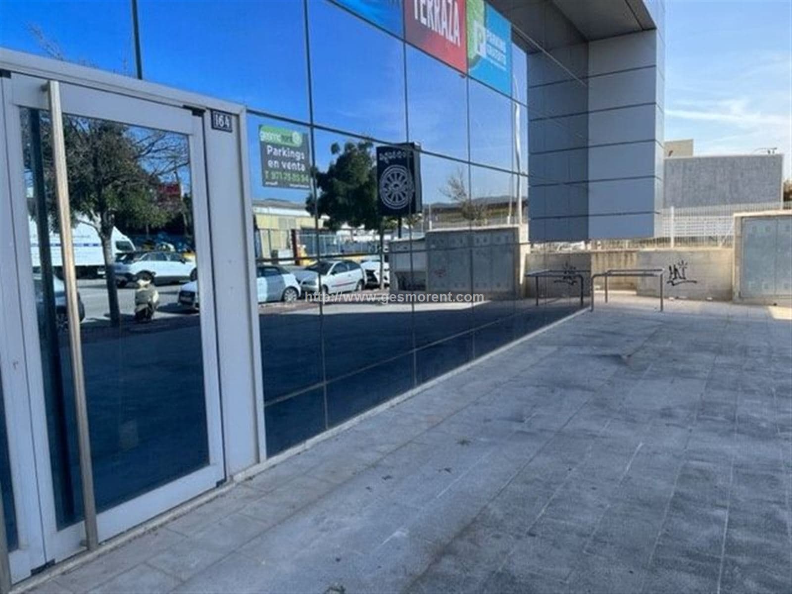 OFICINA + 2 PARKINGS EN VENTA EN EL POLIGONO SON VALENTI - Foto 4