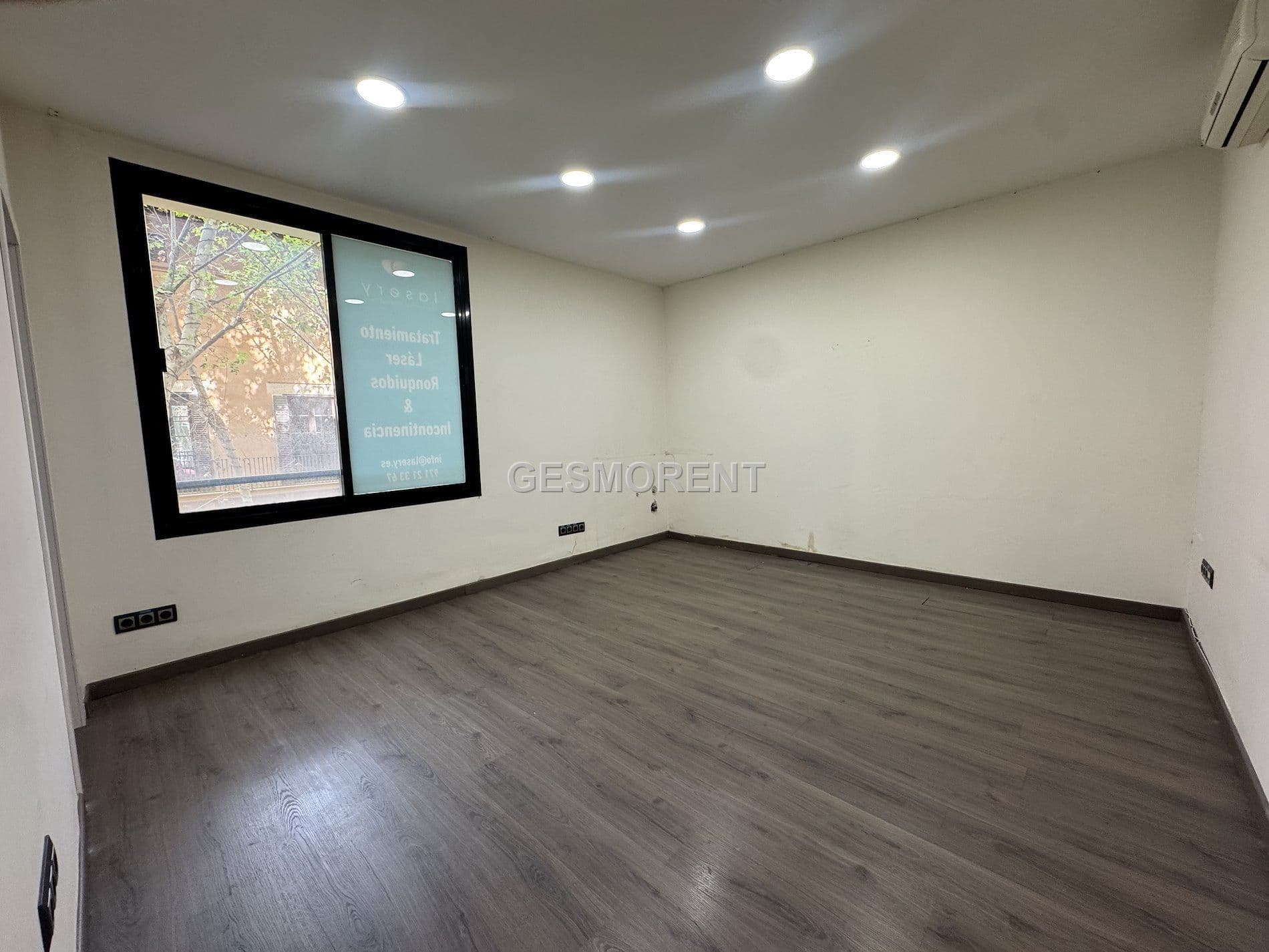 OFICINA EN ALQUILER EN PLENO CENTRO DE PALMA - Foto 4