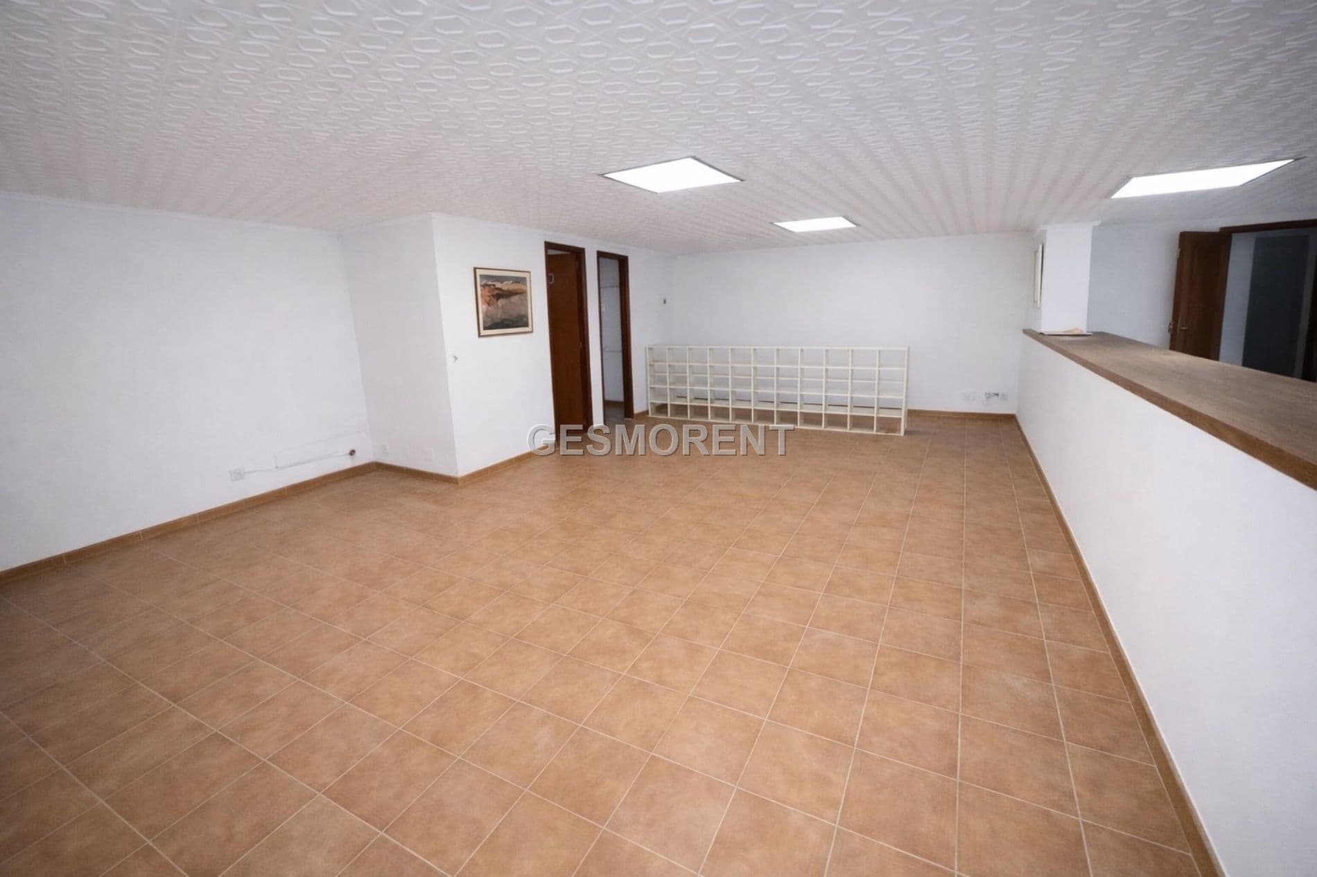 OFICINA EN ALQUILER Y VENTA EN ZONA BONS AIRES - Foto 3