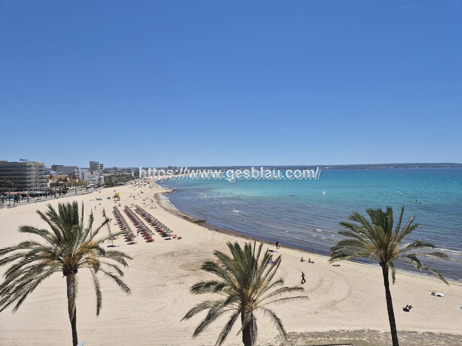 ✨  Exclusivo piso en Primera Línea de Mar con Vistas Panorámicas en Can Pastilla ✨ - Foto 1