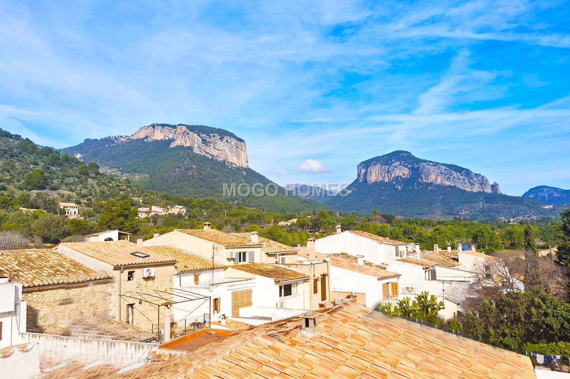 CONJUNTO DE DOS CASAS DE PUEBLO EN ALARO - Foto 2