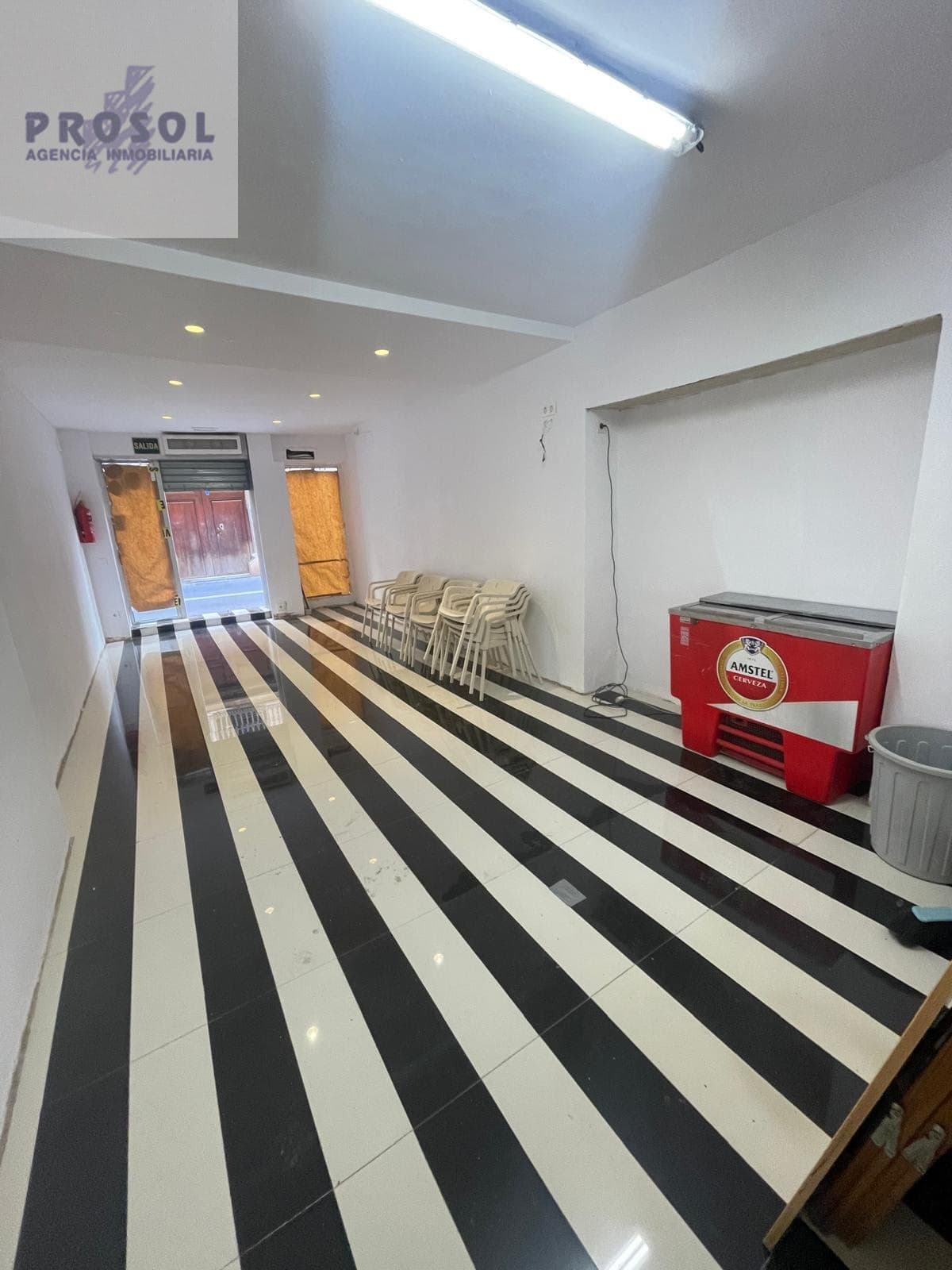 ALQUILER LOCAL COMERCIAL EN CENTRO - Foto 4