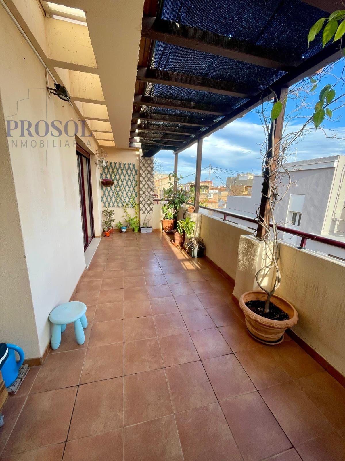 Dúplex en venta con varias terrazas y excelente orientación - Foto 1