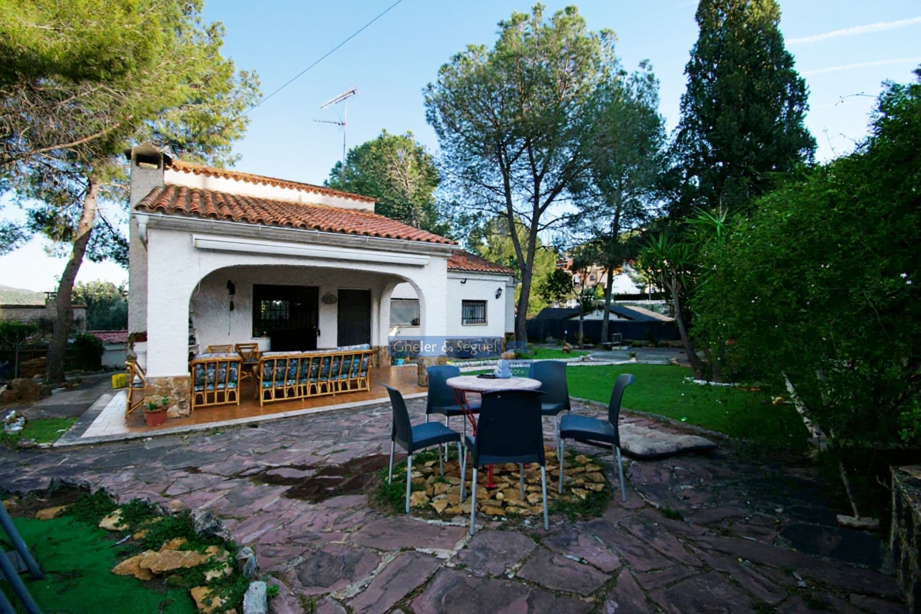 Simplemente un chalet con encanto - Foto 3