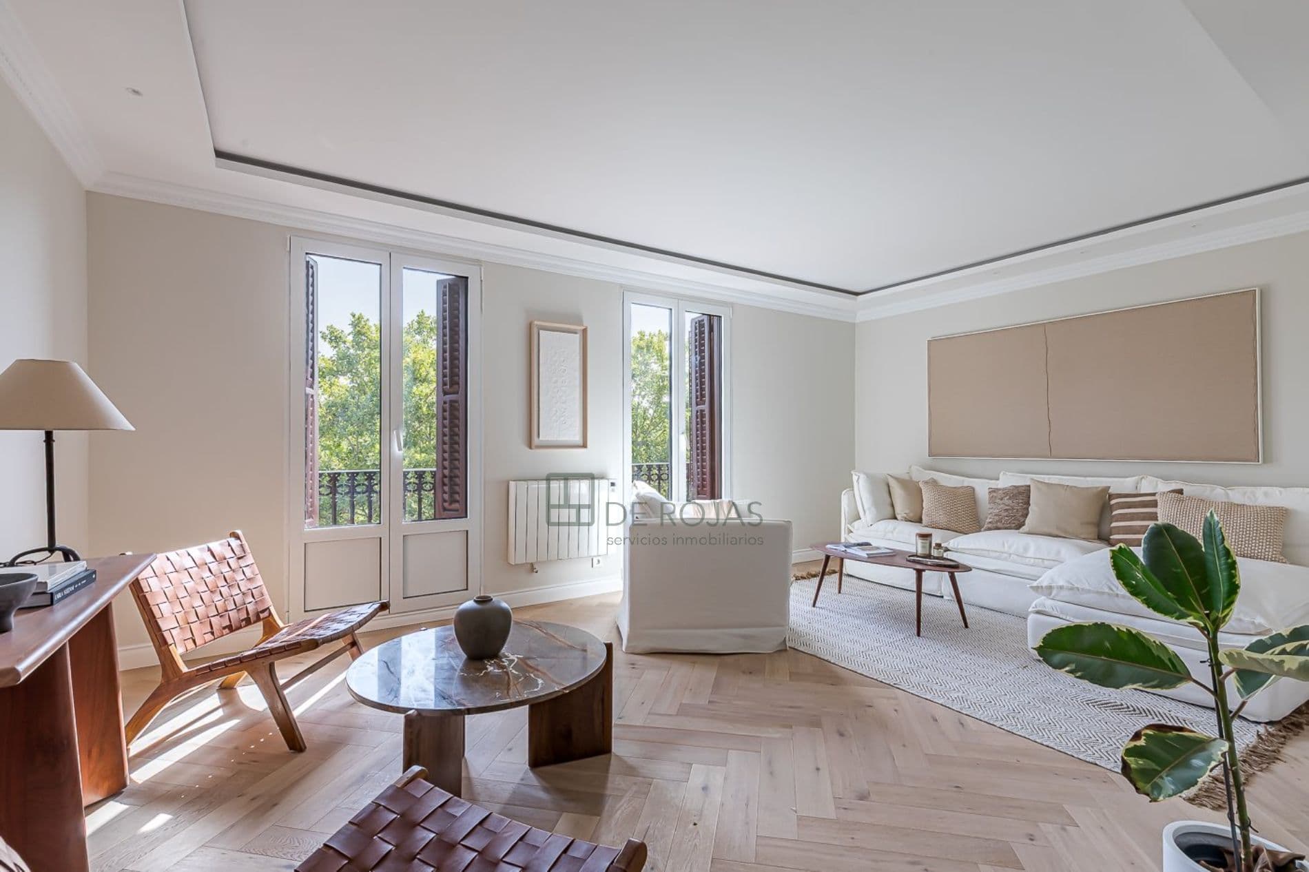 VIVIENDA EXTERIOR CON BALCONES EN PASEO DEL PRADO - Foto 4