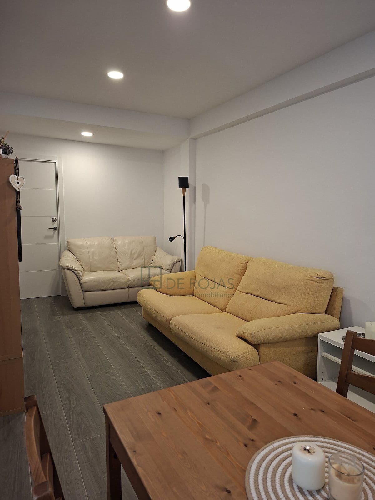 VIVIENDA EXTERIOR CON TERRAZA EN CUATRO CAMINOS - Foto 2