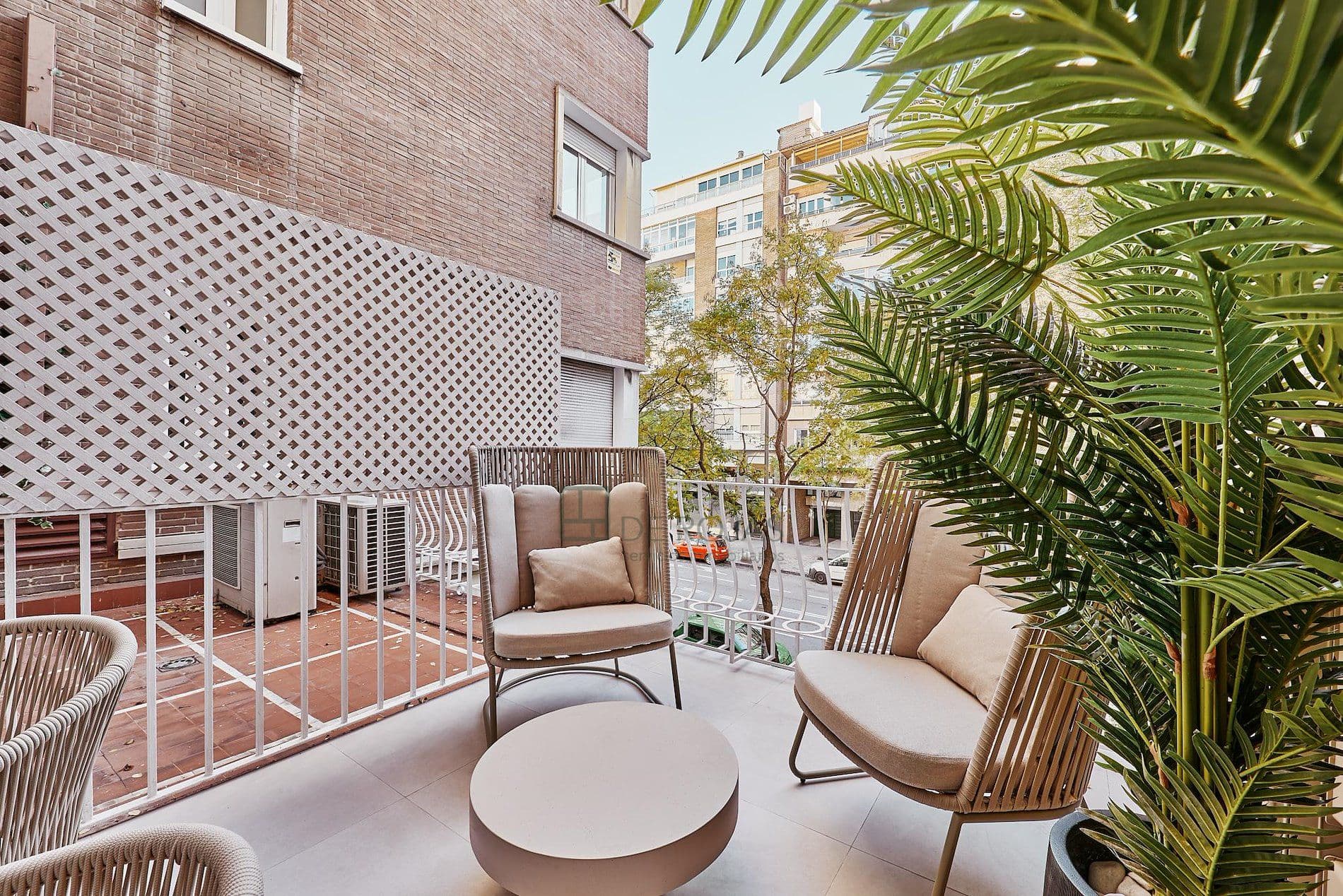 VIVIENDA EXTERIOR CON DOS TERRAZAS EN EL BARRIO DE SALAMANCA - Foto 2