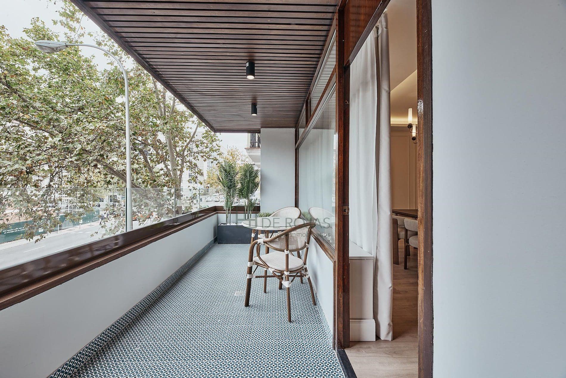 VIVIENDA CON TERRAZA EN MARIA DE MOLINA - Foto 2