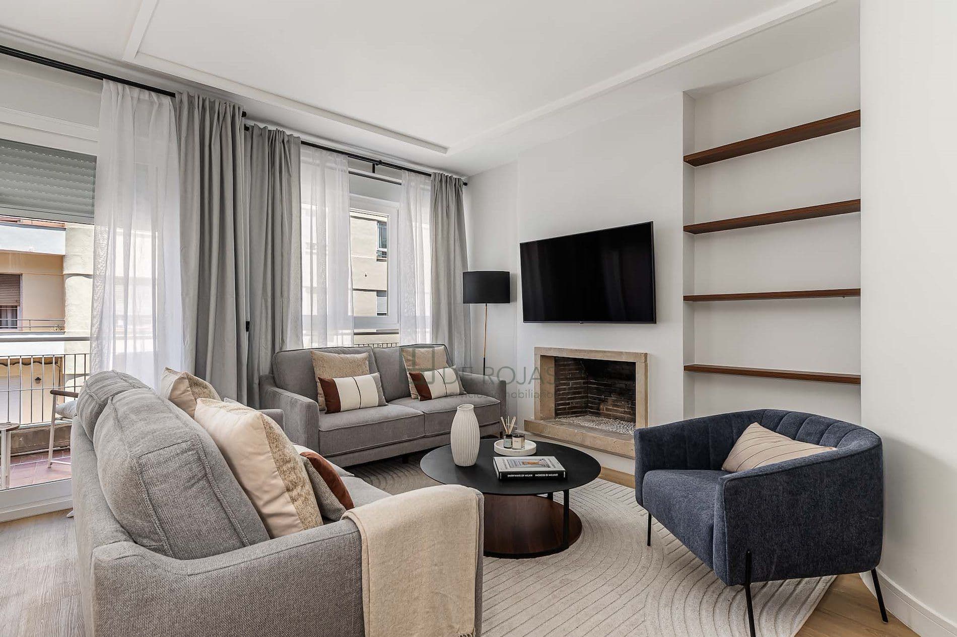 VIVIENDA EXTERIOR EN CHAMBERÌ-ARAPILES - Foto 2