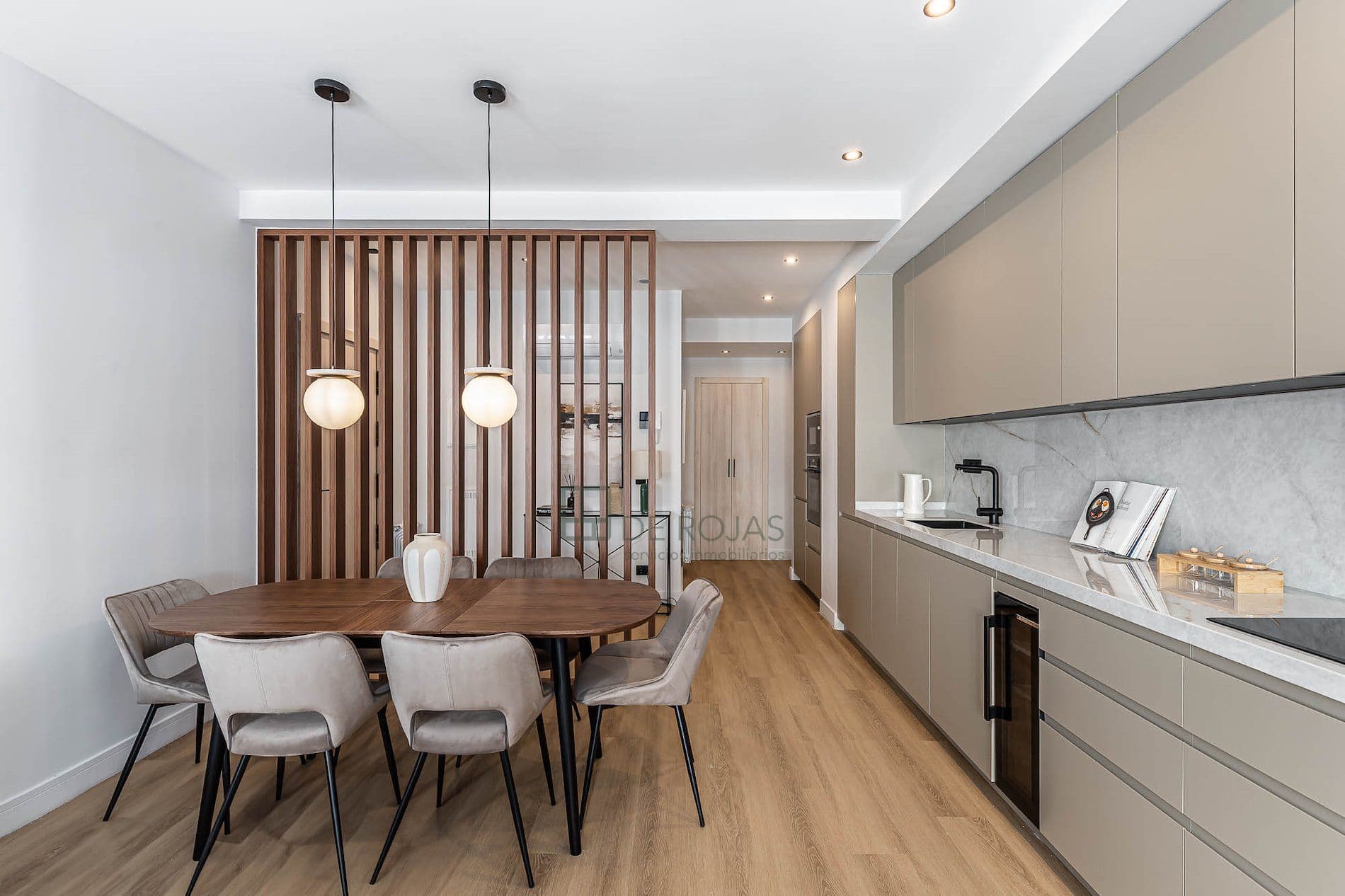 VIVIENDA EXTERIOR EN CHAMBERÌ-ARAPILES - Foto 4