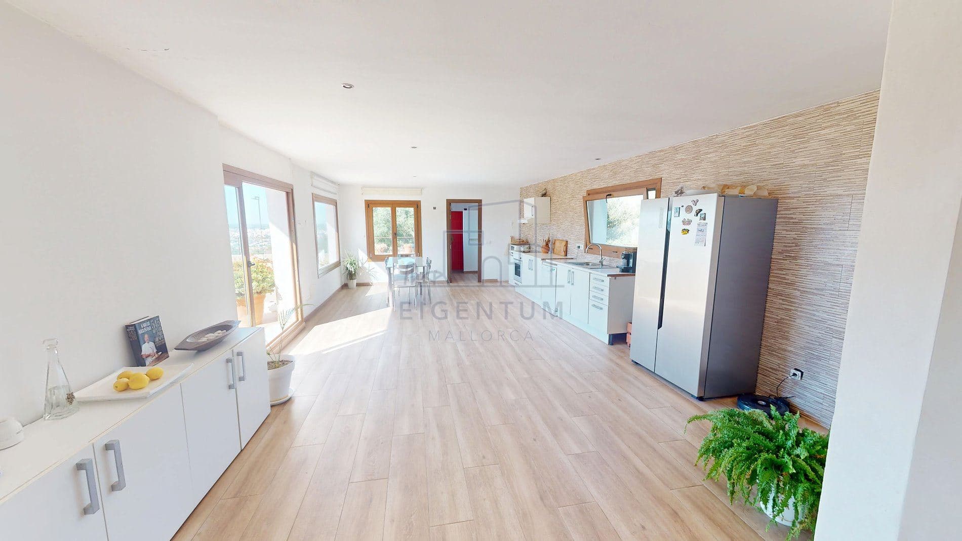 Finca de Ensueño con Piscina y Vista  despejadas al Campo - Foto 3