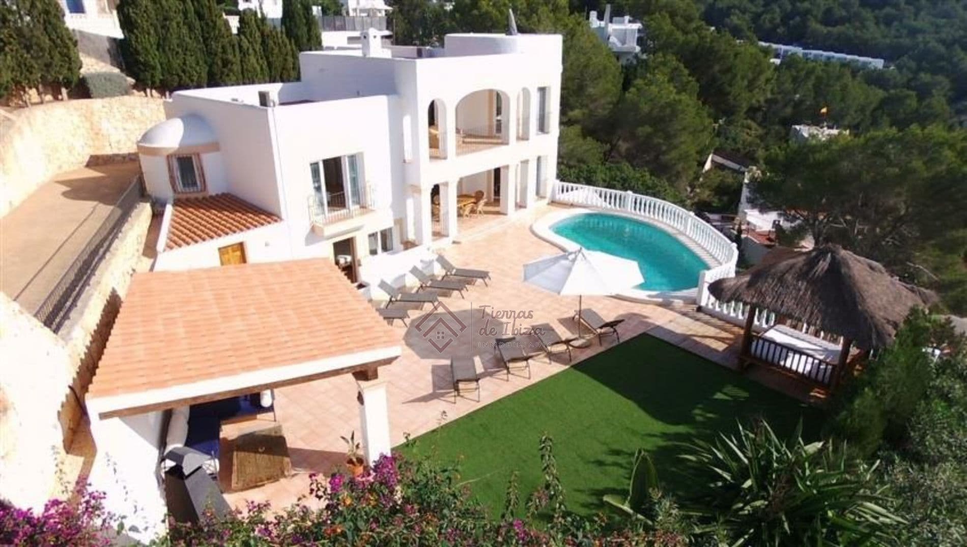 Casa Independiente con Piscina, Trastero y Garaje en Alquiler Anual en Cala Llonga - Foto 2