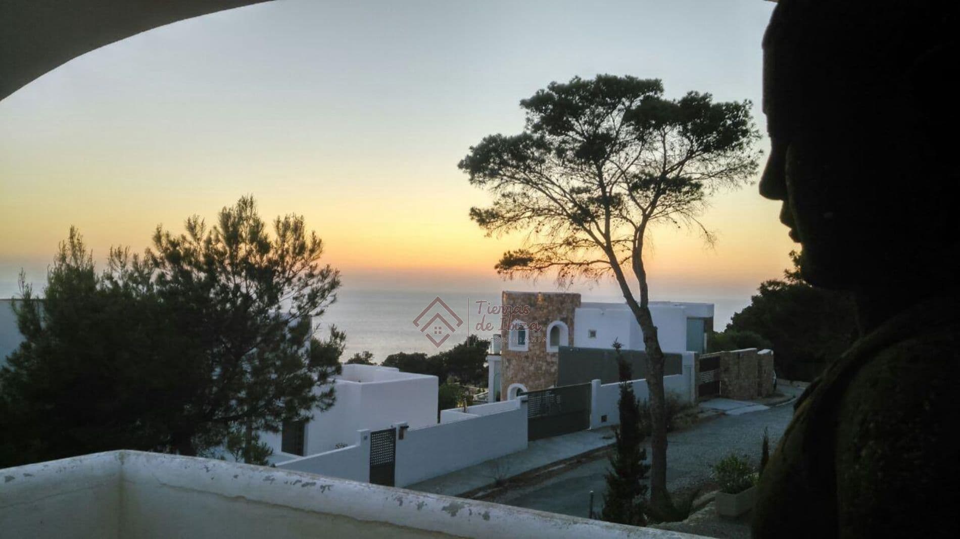 Chalet adosado con Piscina, Trastero y Garaje en Cala Vadella - Foto 1