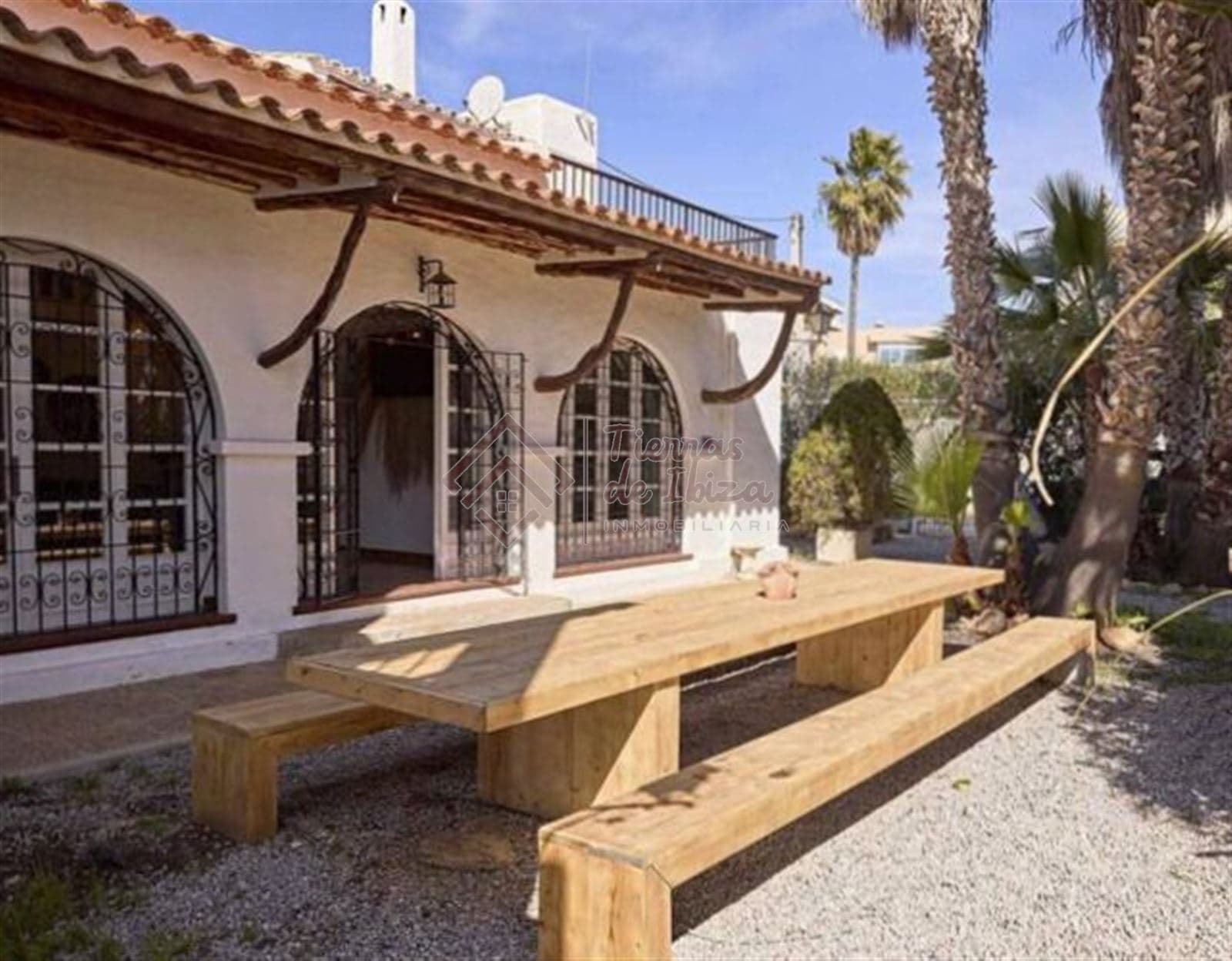 Chalet Independiente Exclusivo en Sant Jordi - Foto 3