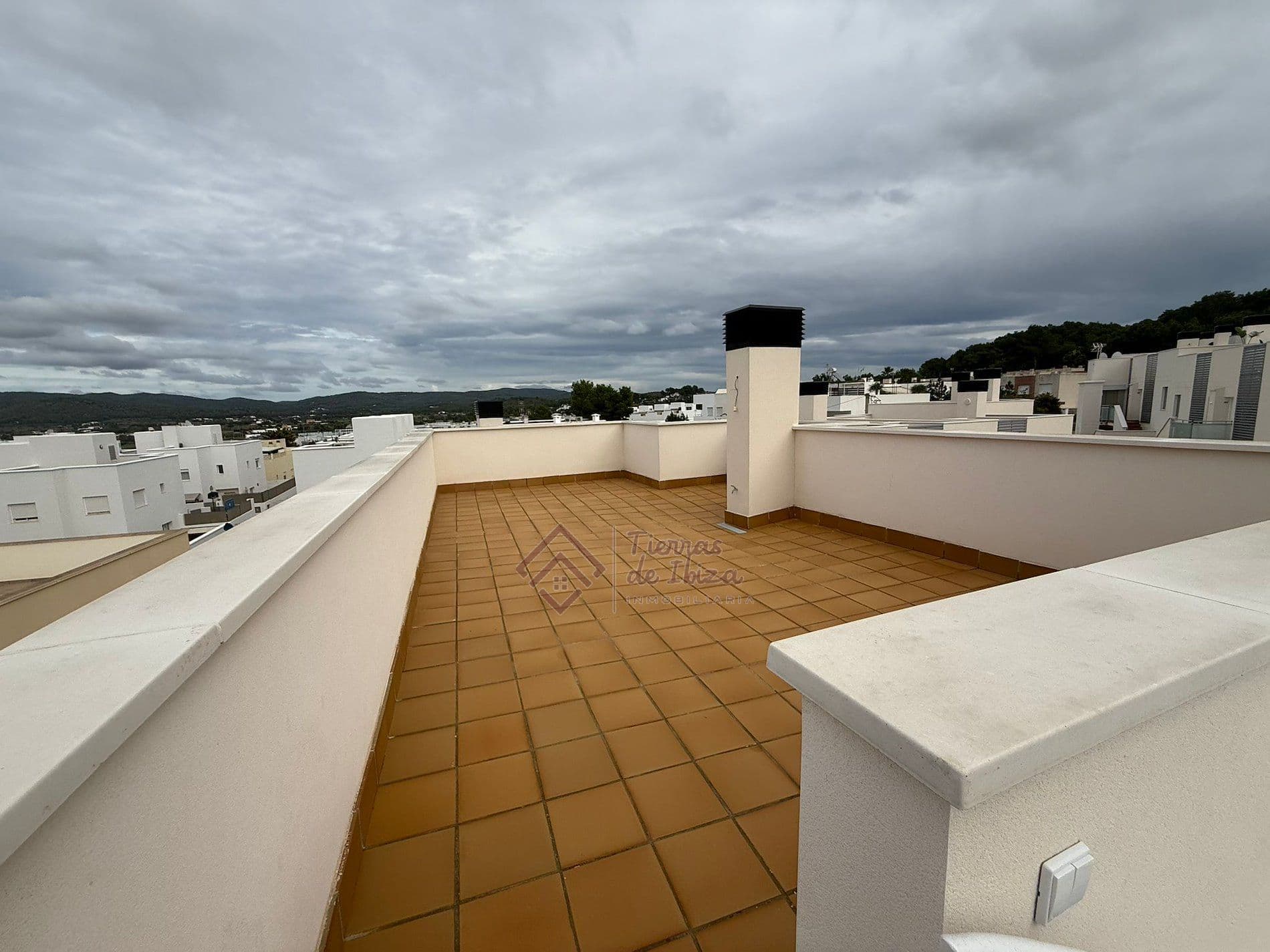 ÁTICO EN AQUILER DE LARGA DURACIÓN EN SAN ANTONIO - Foto 4