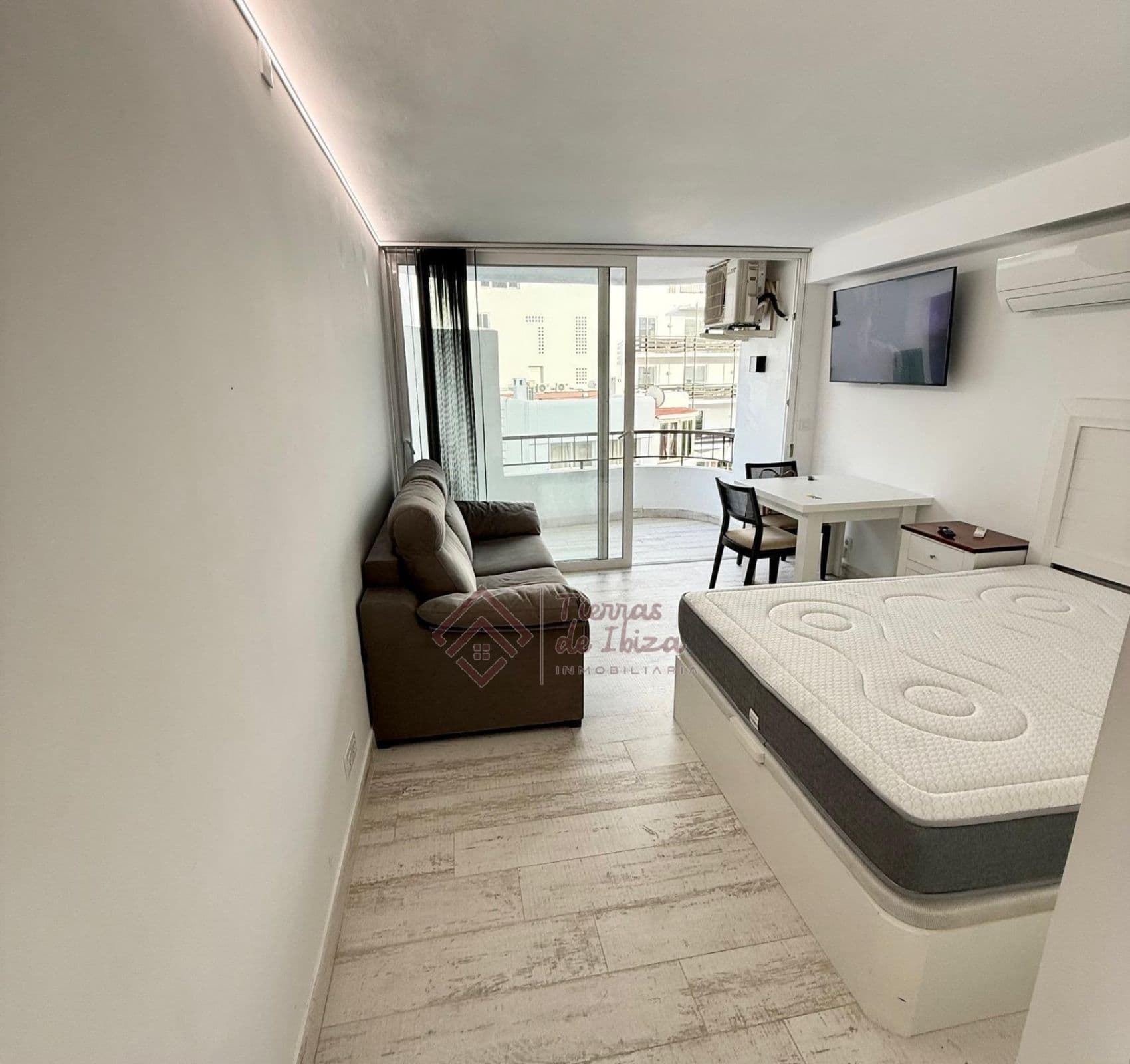 Estudio en Alquiler en San Antonio Centro - Foto 2