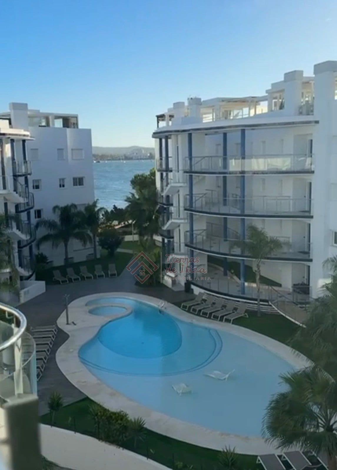 Lujosos Áticos en Cala de Bou-Alquiler Temporal - Foto 1