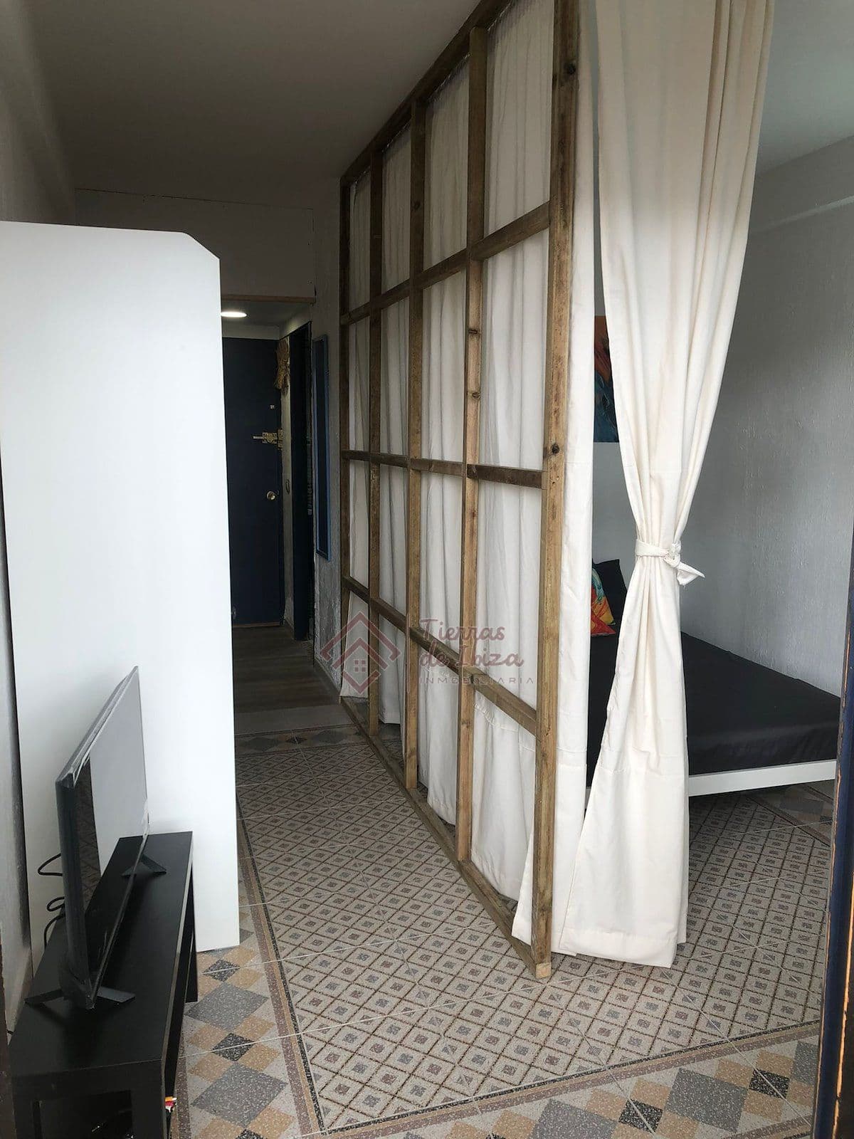 Estudio en 1º Línea de Mar en Cala de Bou - Foto 2