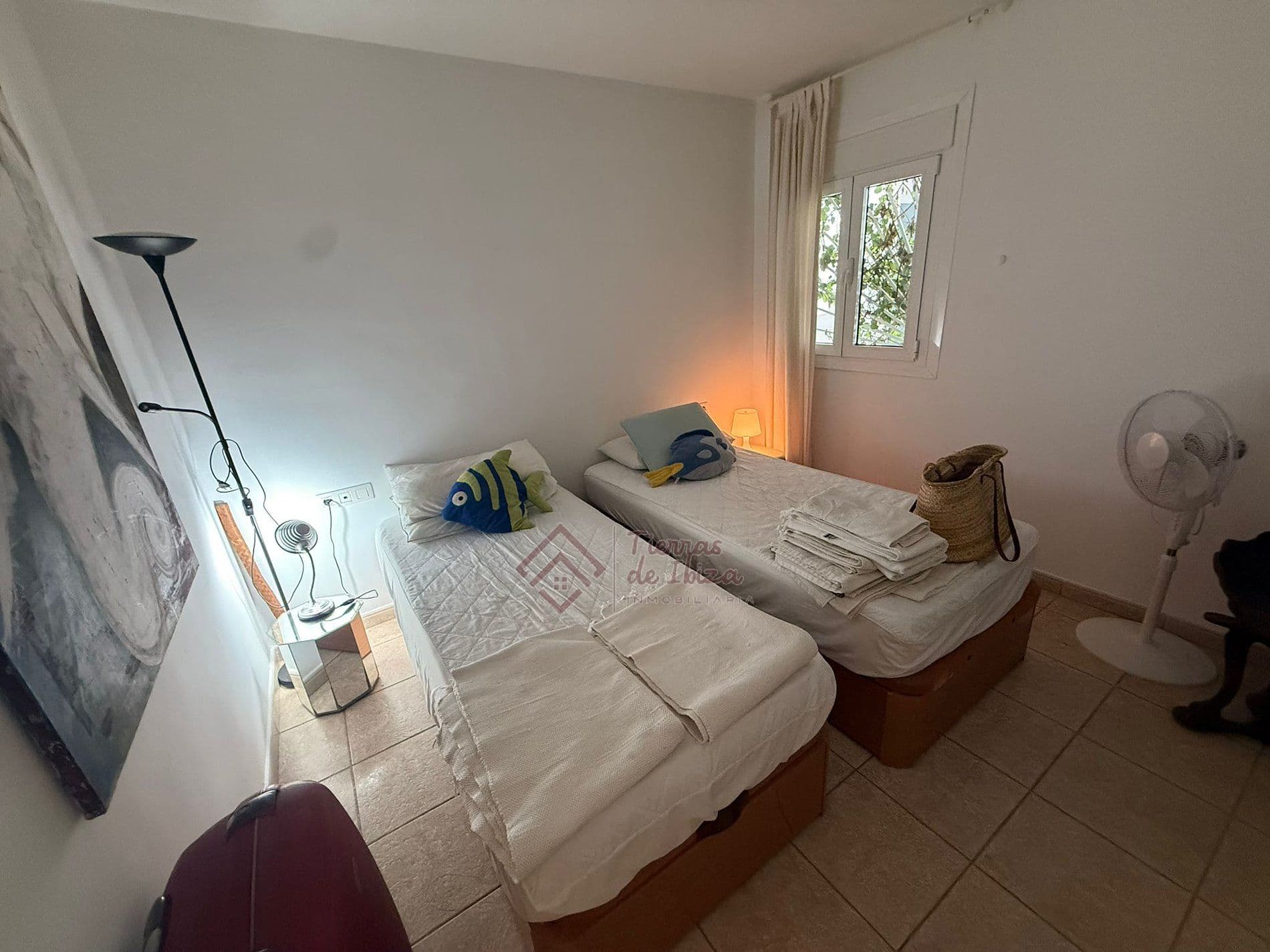 Apartamento en 1º Línea de Mar en Playa d´en Bossa-Alquiler Temporal - Foto 2