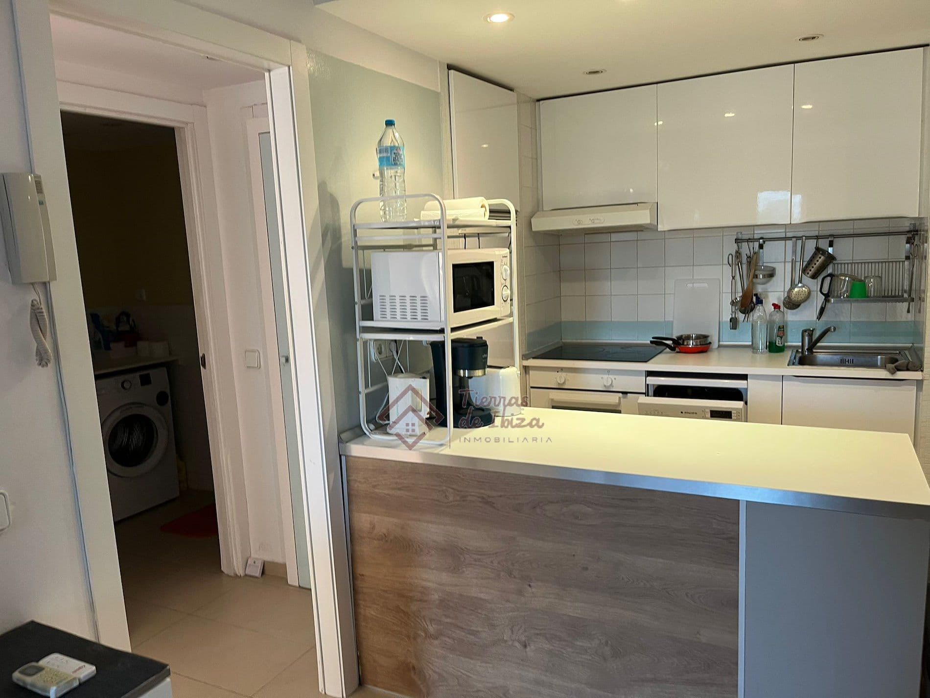 Apartamento en 1º Línea de Mar en Cala de Bou - Foto 3