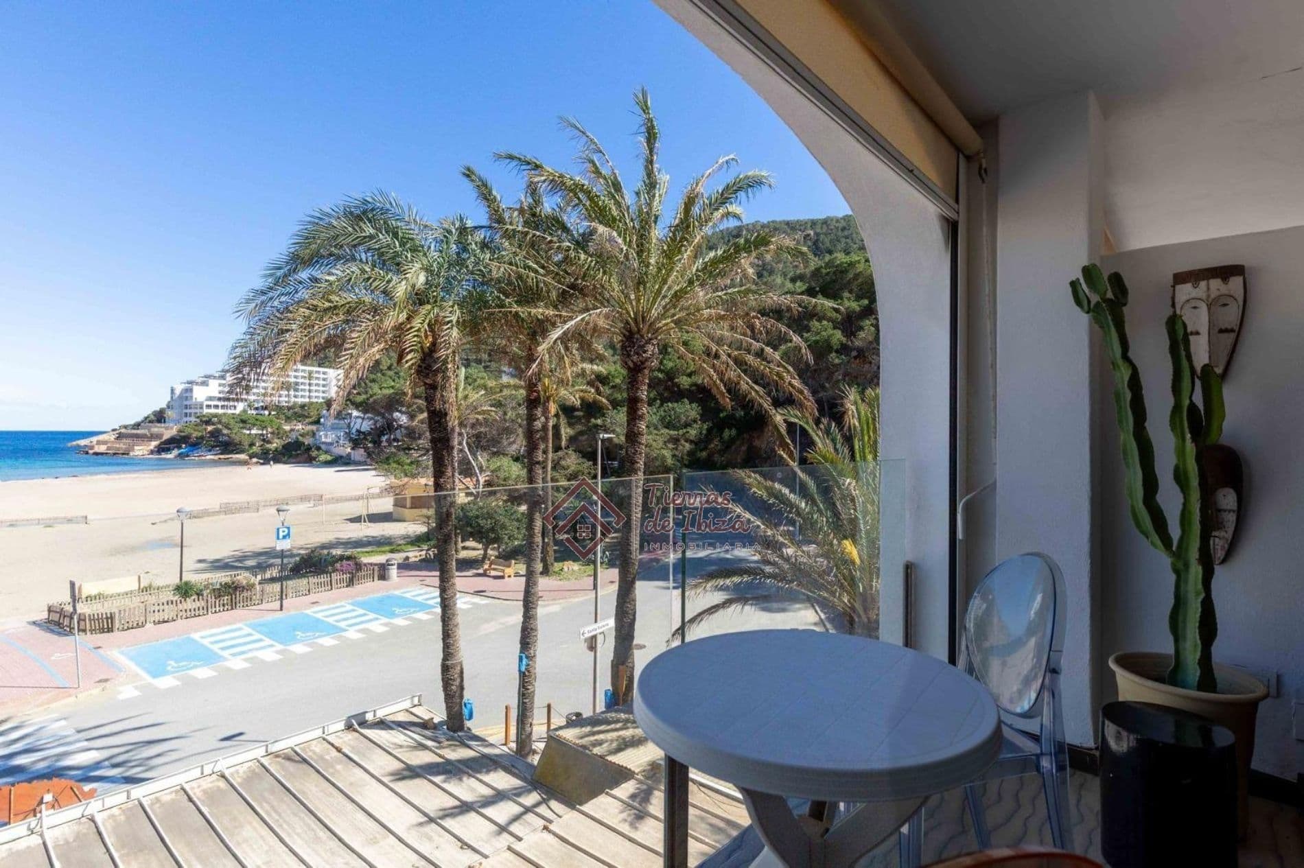 Estudio en 1º Línea en Cala Llonga - Foto 1