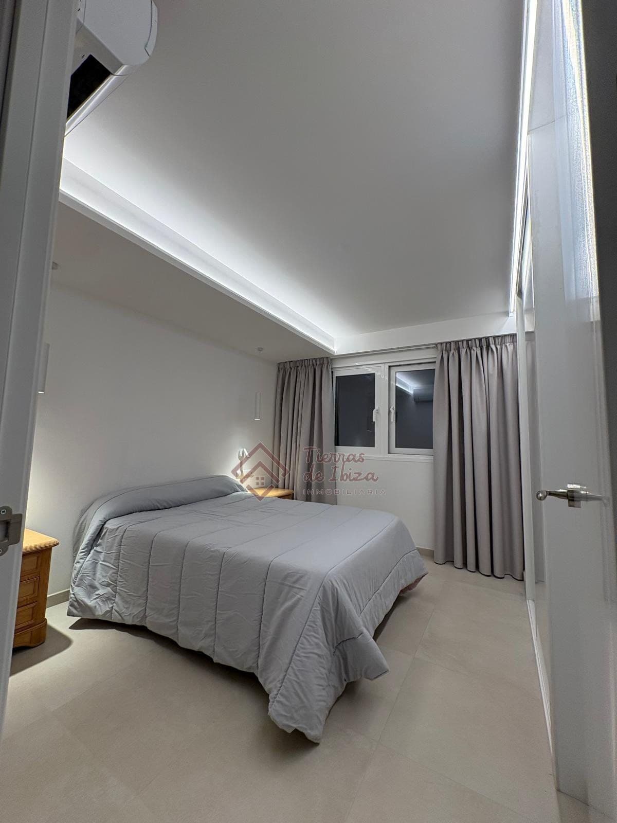 Ático de Lujo en Alquiler Temporal en Es Viver - Foto 3