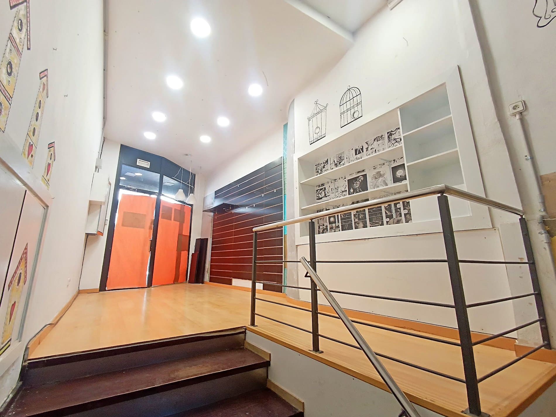 LOCAL EN ALQUILER EN PLENA ZONA COMERCIAL DE MOLINS DE REI - Foto 2