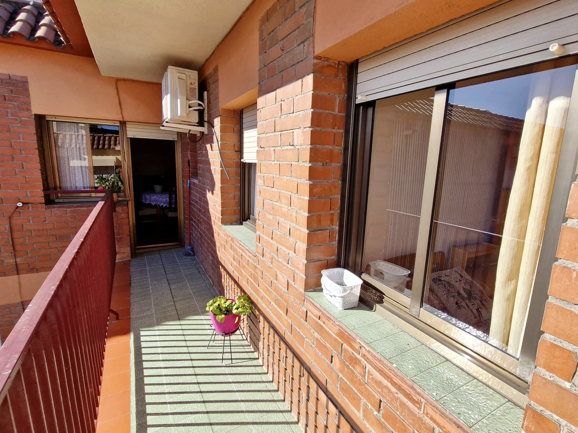 SANT ANDREU DE LA BARCA - Foto 2