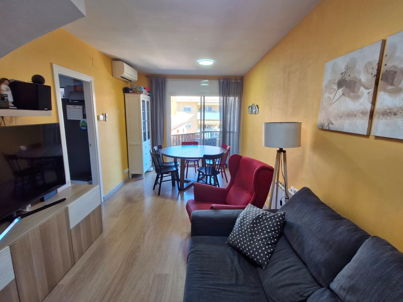 DÚPLEX CON PLAZA DE APARCAMIENTO - Foto 5