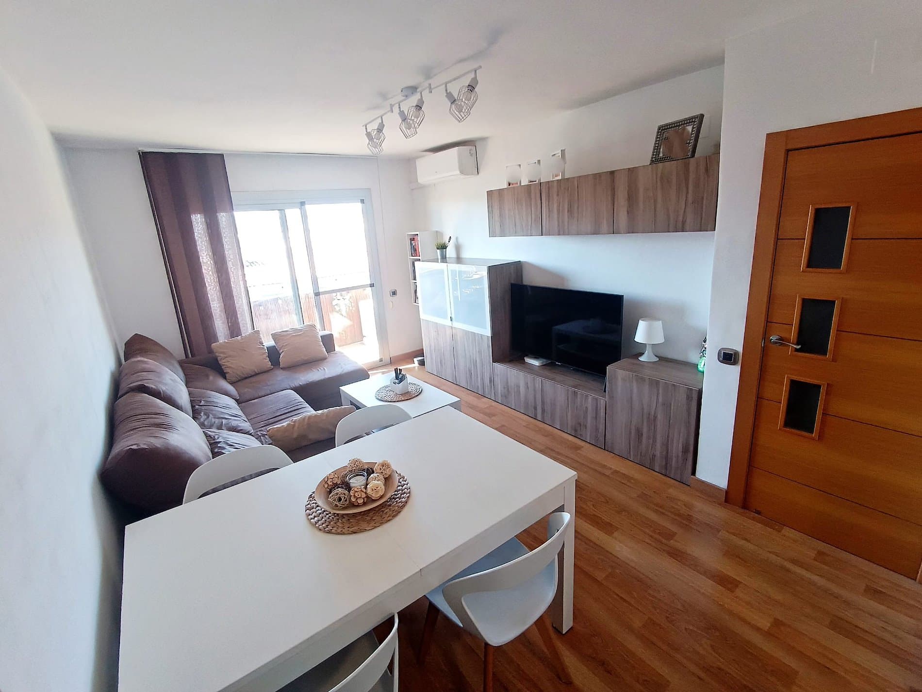 Piso - Lluis De Requesens - Riera Bonet - Molins De Rei - Foto 3