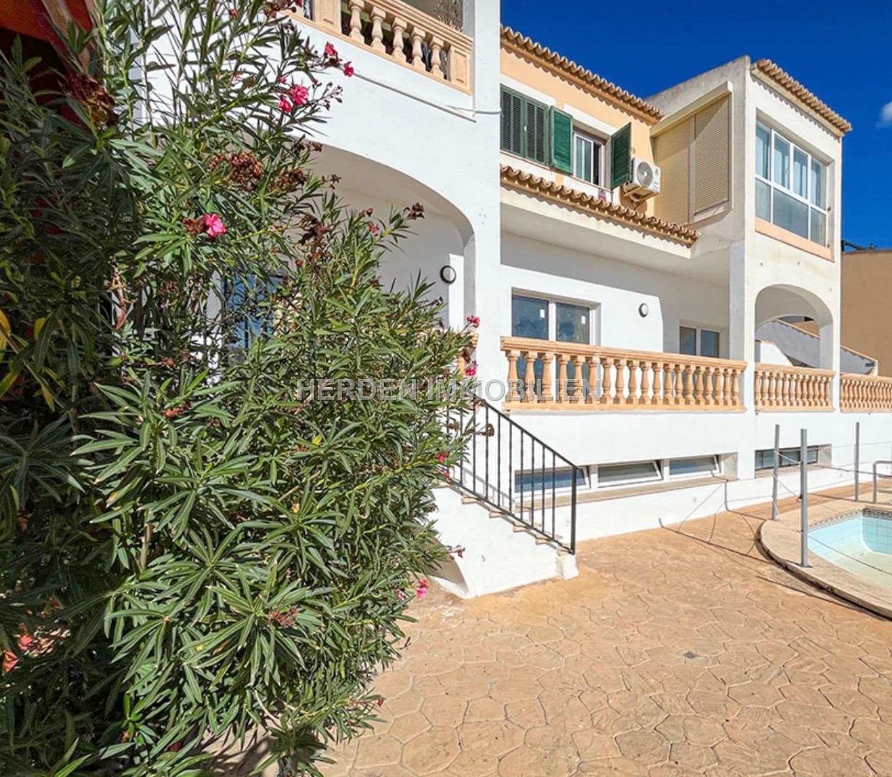 PRECIOSO APARTAMENTO RECIÉN RENOVADO EN SANTA PONSA EN VENTA - Foto 3