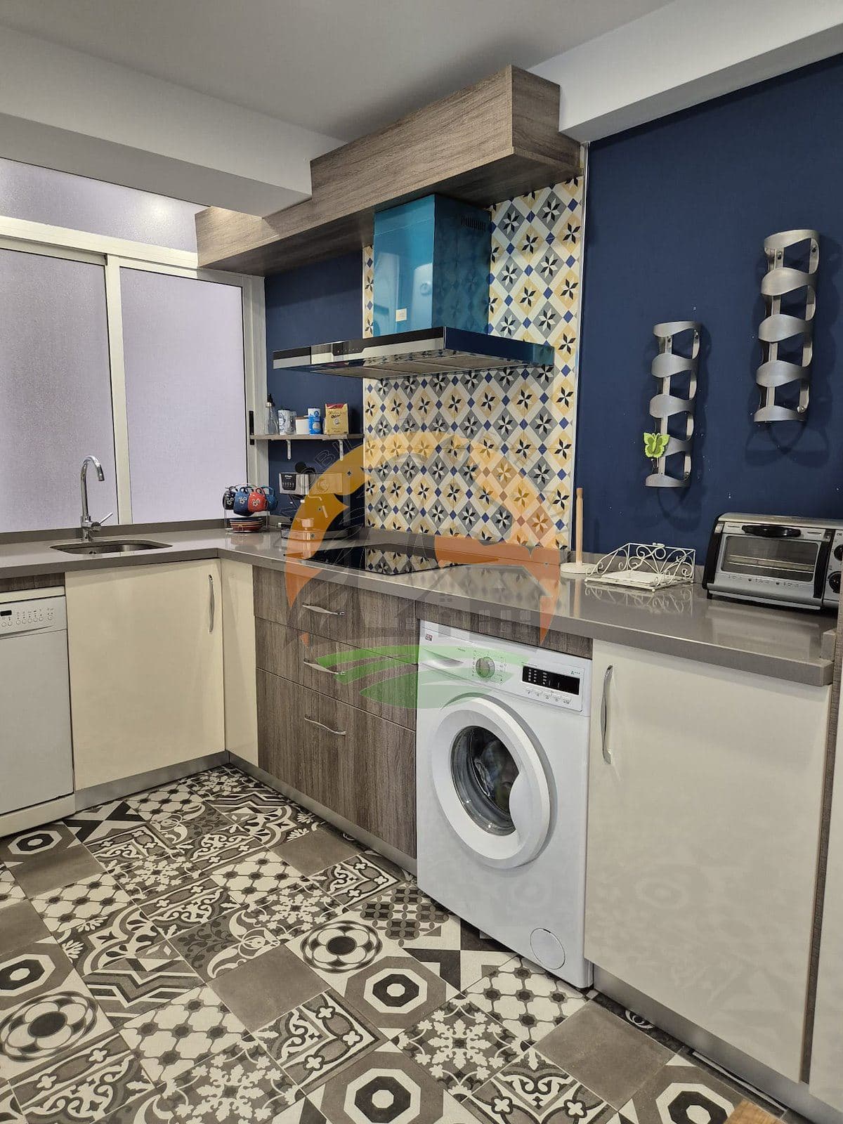 PRECIOSO PISO EN PRIMERA LINEA DE PLAYA - Foto 2