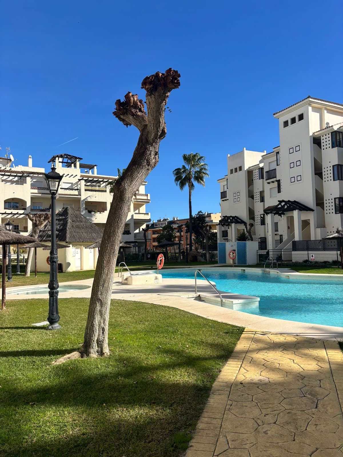 Confort y ubicación privilegiada a un paso del mar.- - Foto 2