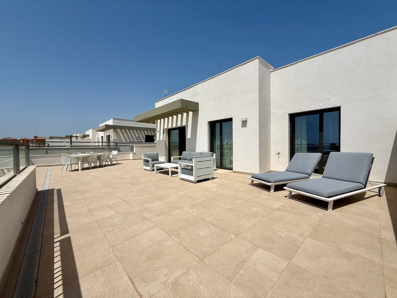 Precioso Ático con vistas panorámicas al mar.- - Foto 2