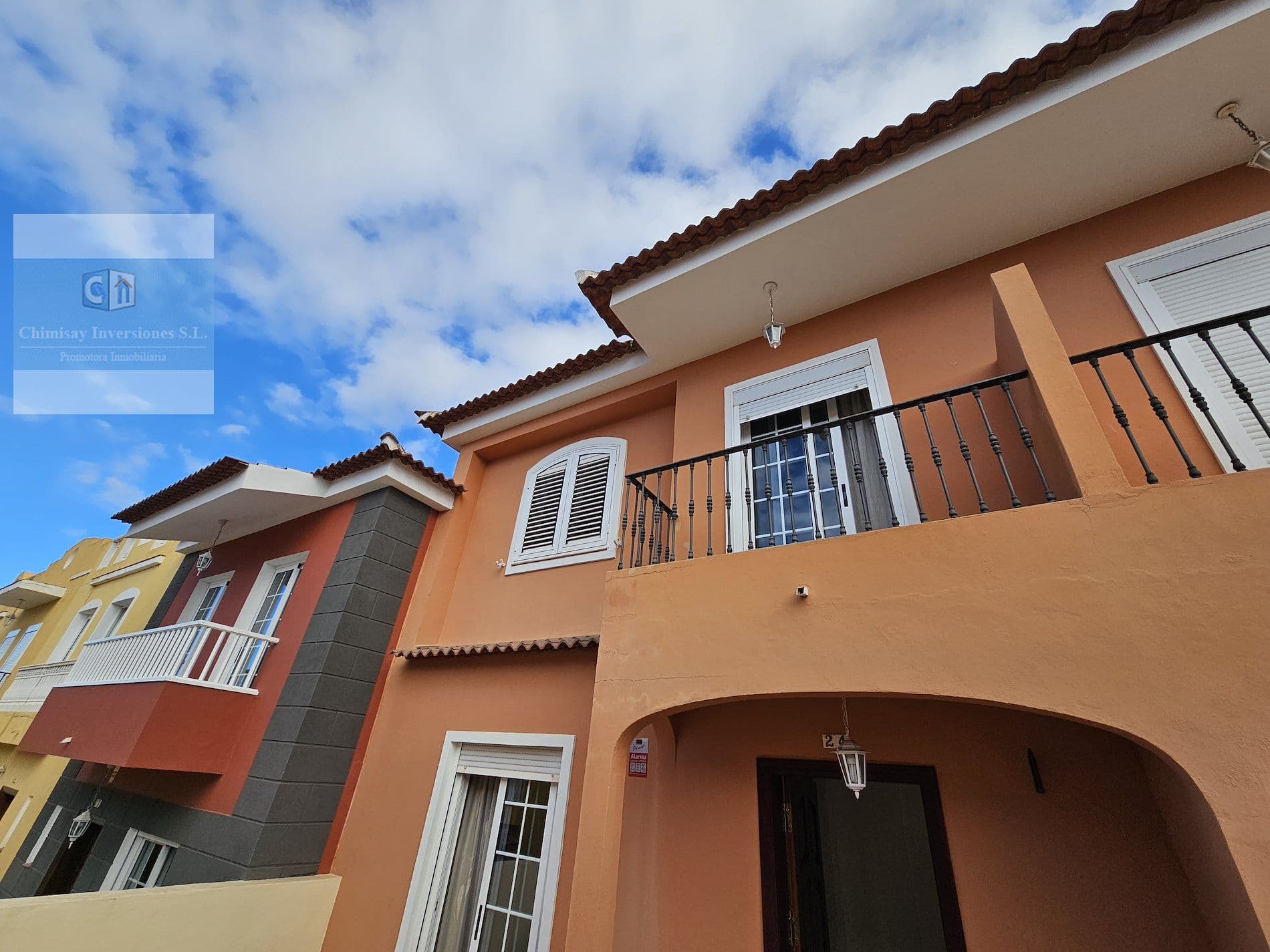 ADOSADO EN ALQUILER DE 3 DORMITORIOS LA QUINTA - Foto 2