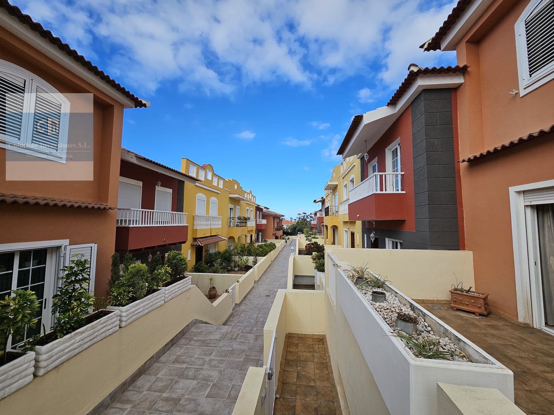 ADOSADO EN ALQUILER DE 3 DORMITORIOS LA QUINTA - Foto 3