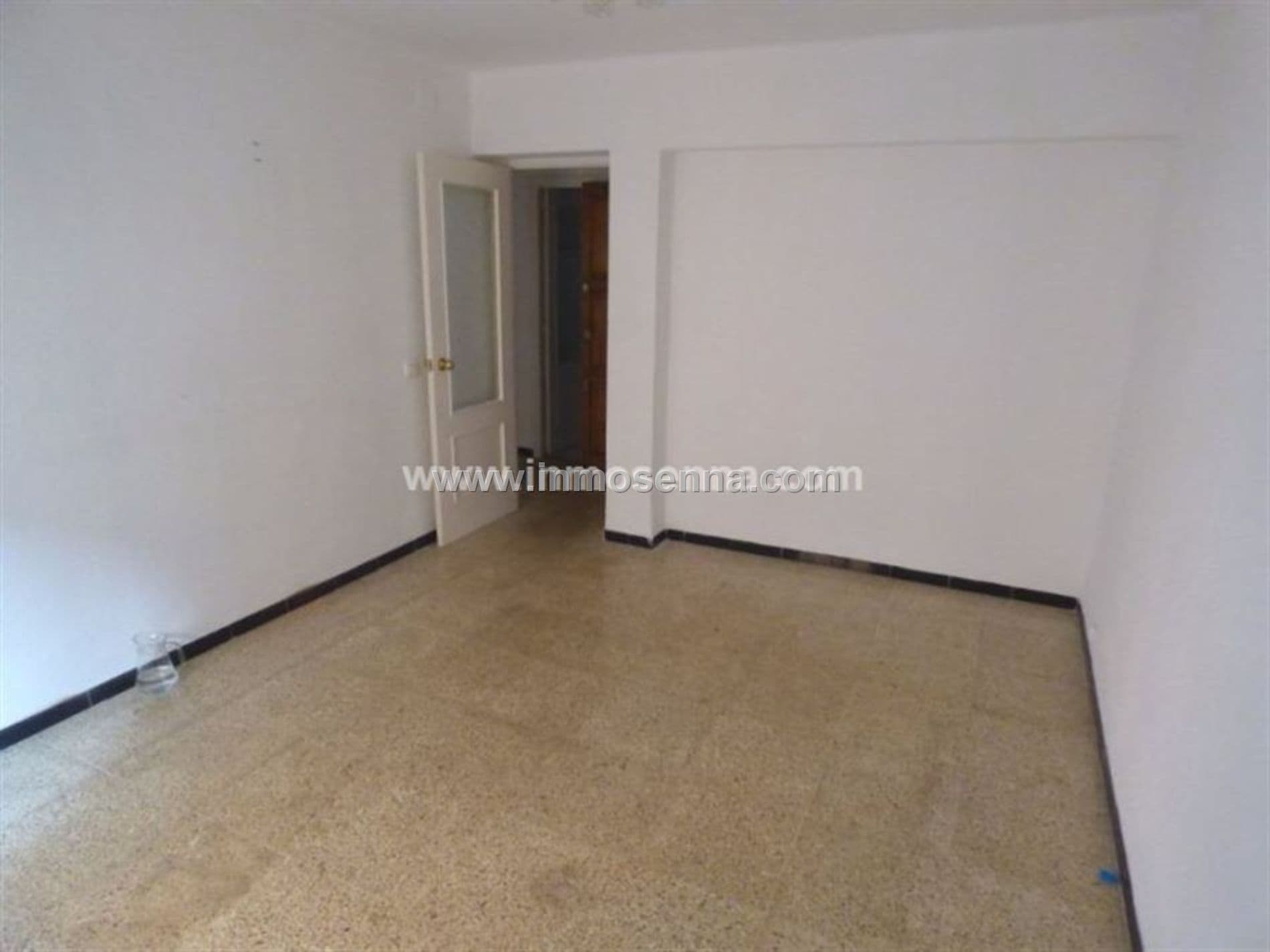 SE VENDE PISO TOTALMENTE REFORMADO EN LA ZONA DE COLONIA SANT JORDI. - Foto 1