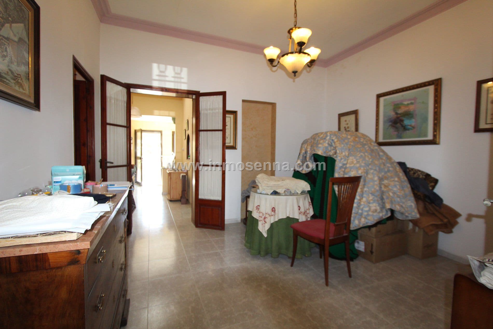 PRECIOSA PLANTA BAJA TECHO LIBRE DE 100 m2 + 90m2 DE TERRAZA EN LA ZONA DE REYES CATÓLICOS - Foto 5