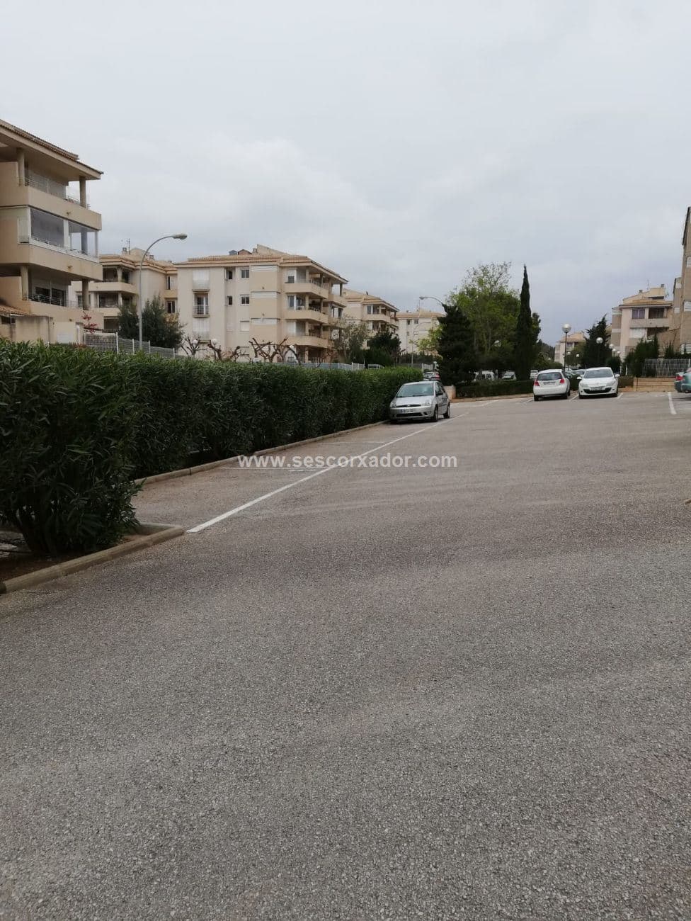 Plaza de parking exterior - Foto 1