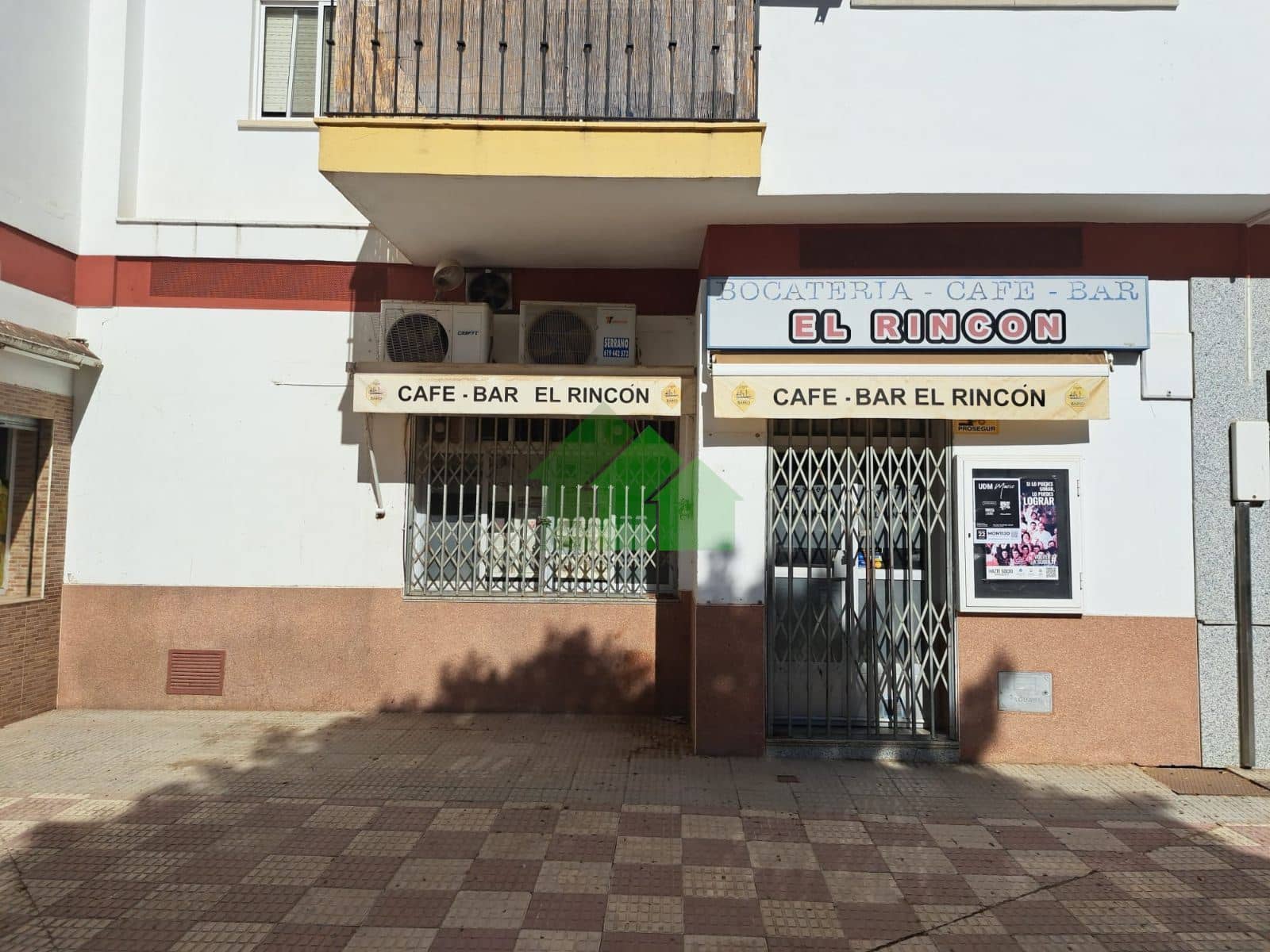 Local comercial - Las Cumbres, Montijo - Foto 1