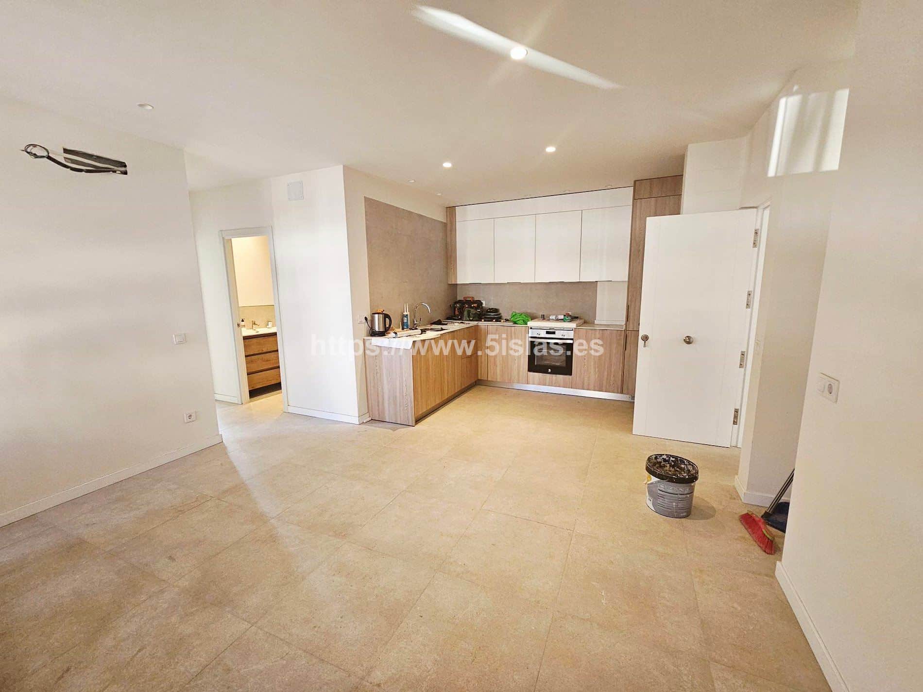 Piso en planta baja a estrenar, travesía Aragón con vía de cintura. - Foto 2