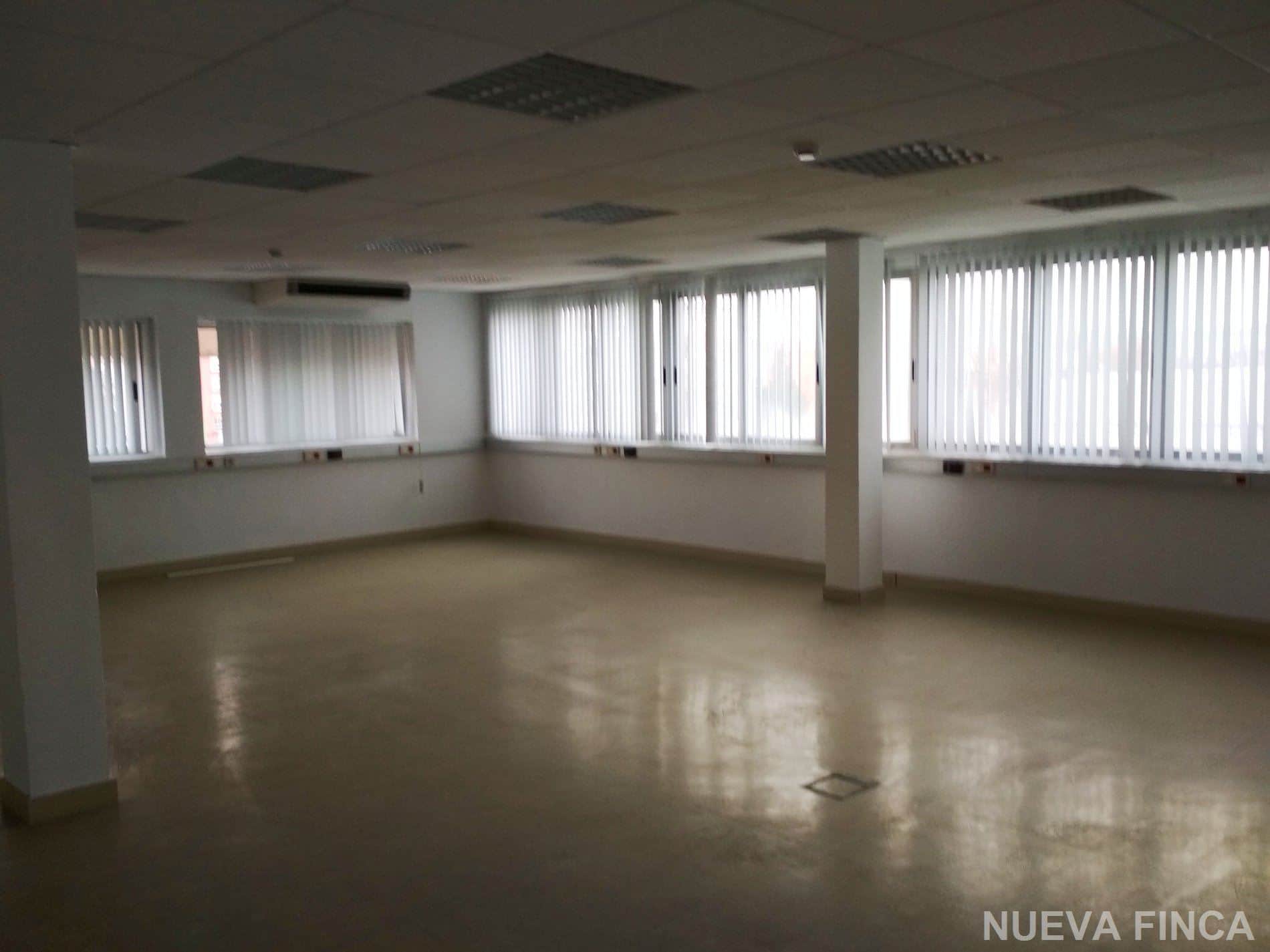 Local comercial en alquiler en Gamonal, Burgos - Foto 2