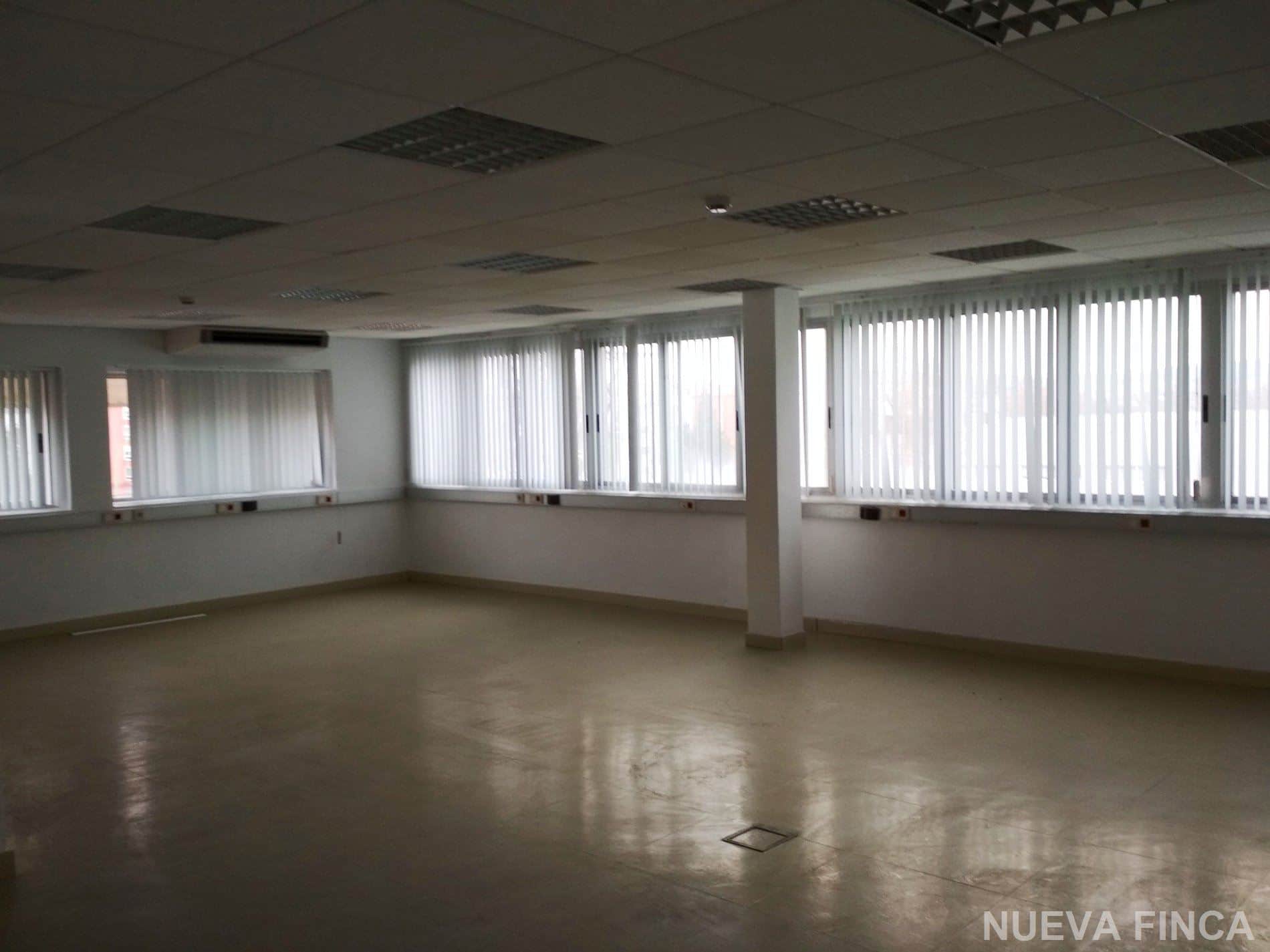 Local comercial en alquiler en Gamonal, Burgos - Foto 4