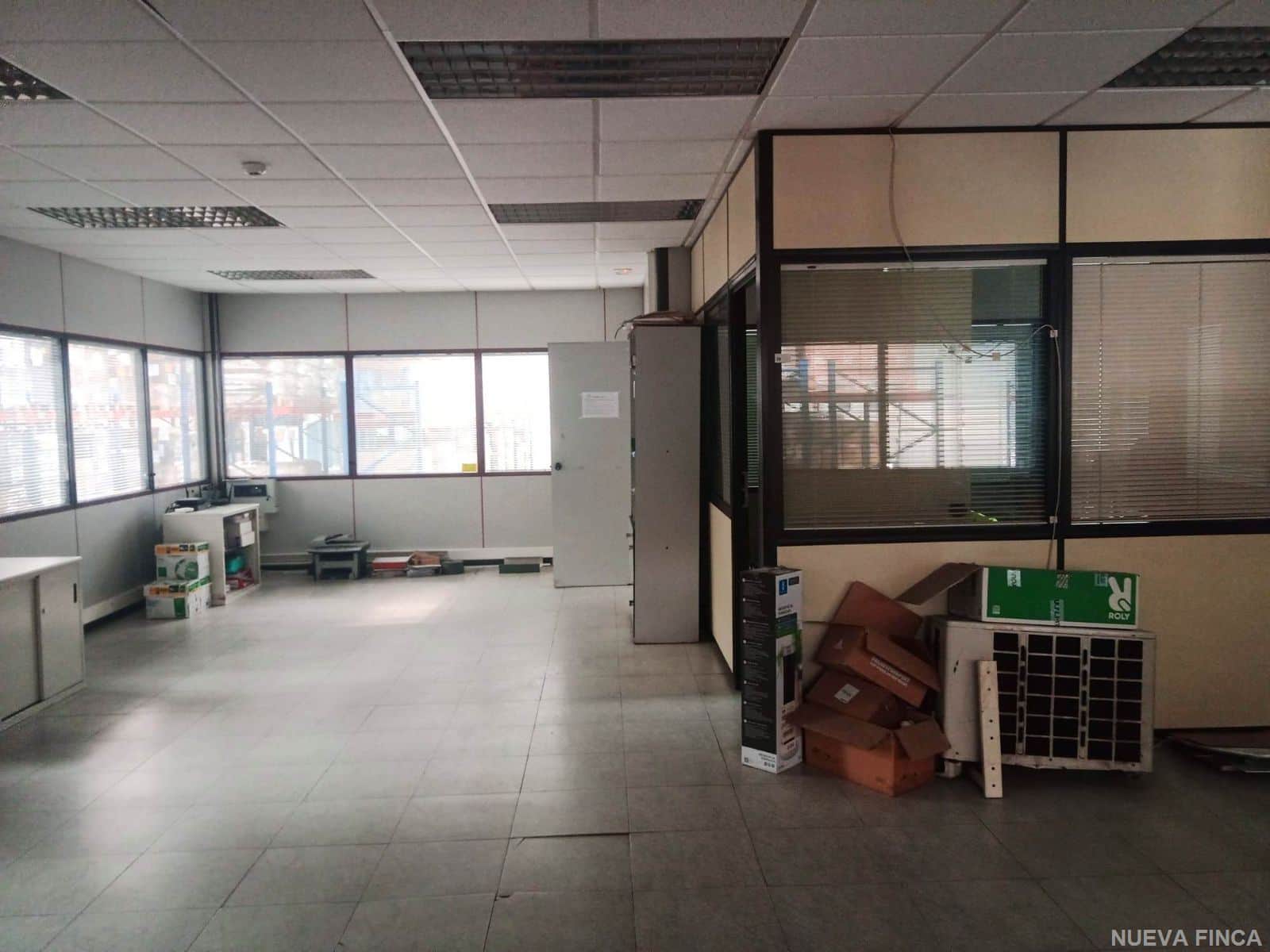 Nave industrial en venta en Yagüe/villalonquejar, Burgos - Foto 4